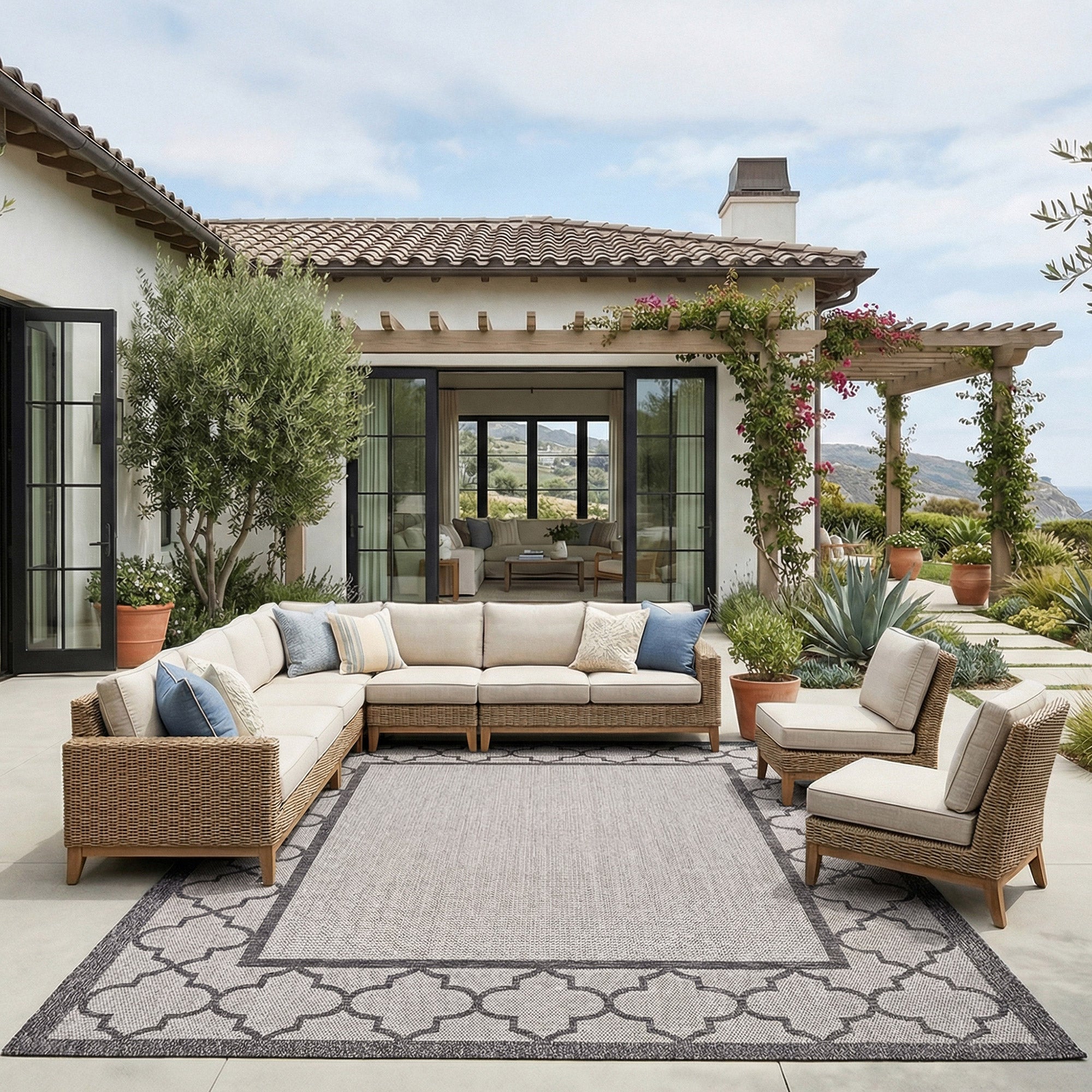 Laguna Indoor/Outdoor Area Rug, Simeon Ivory Gray, 7'10” x 10'