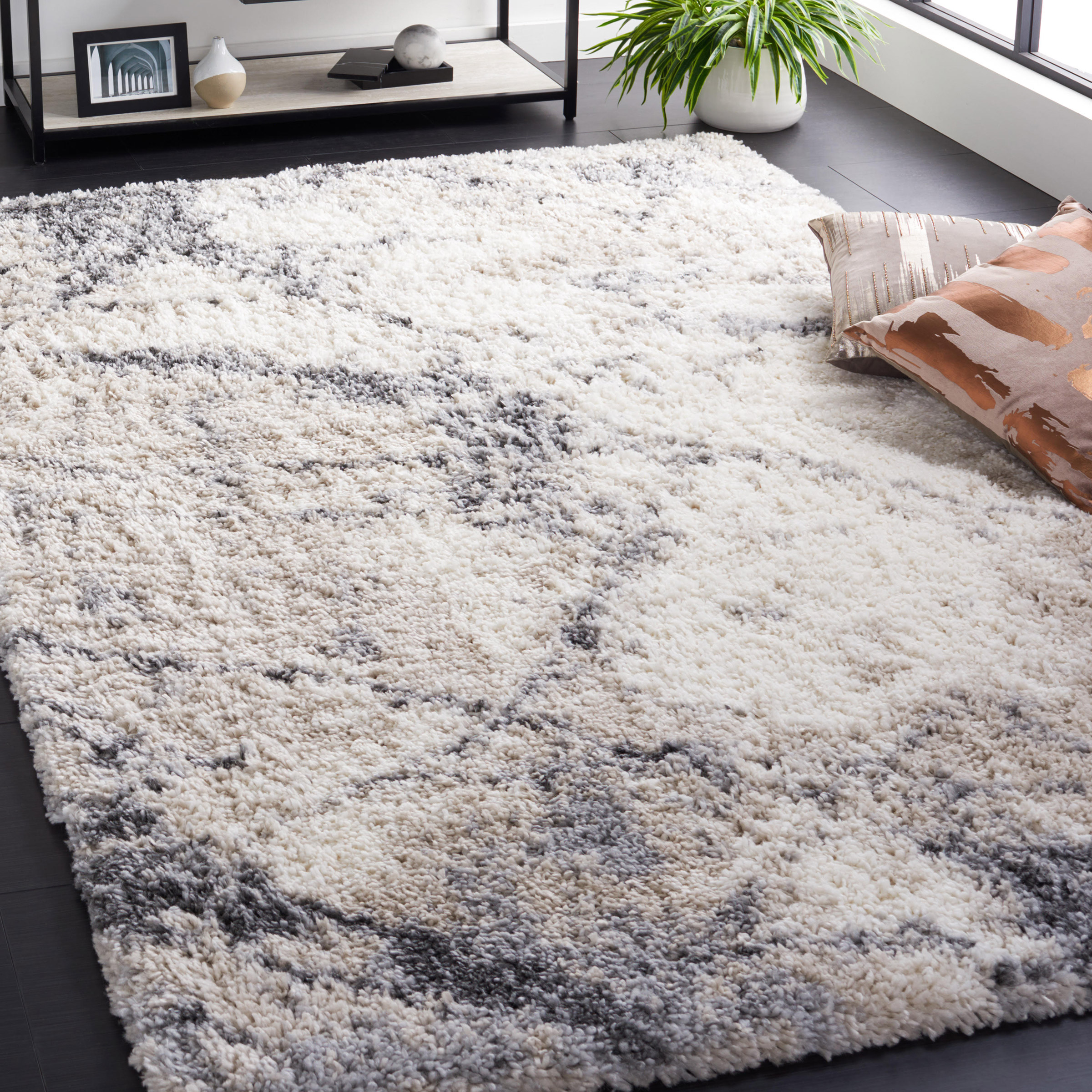 Safavieh Fontana Collection Indoor Area Rug