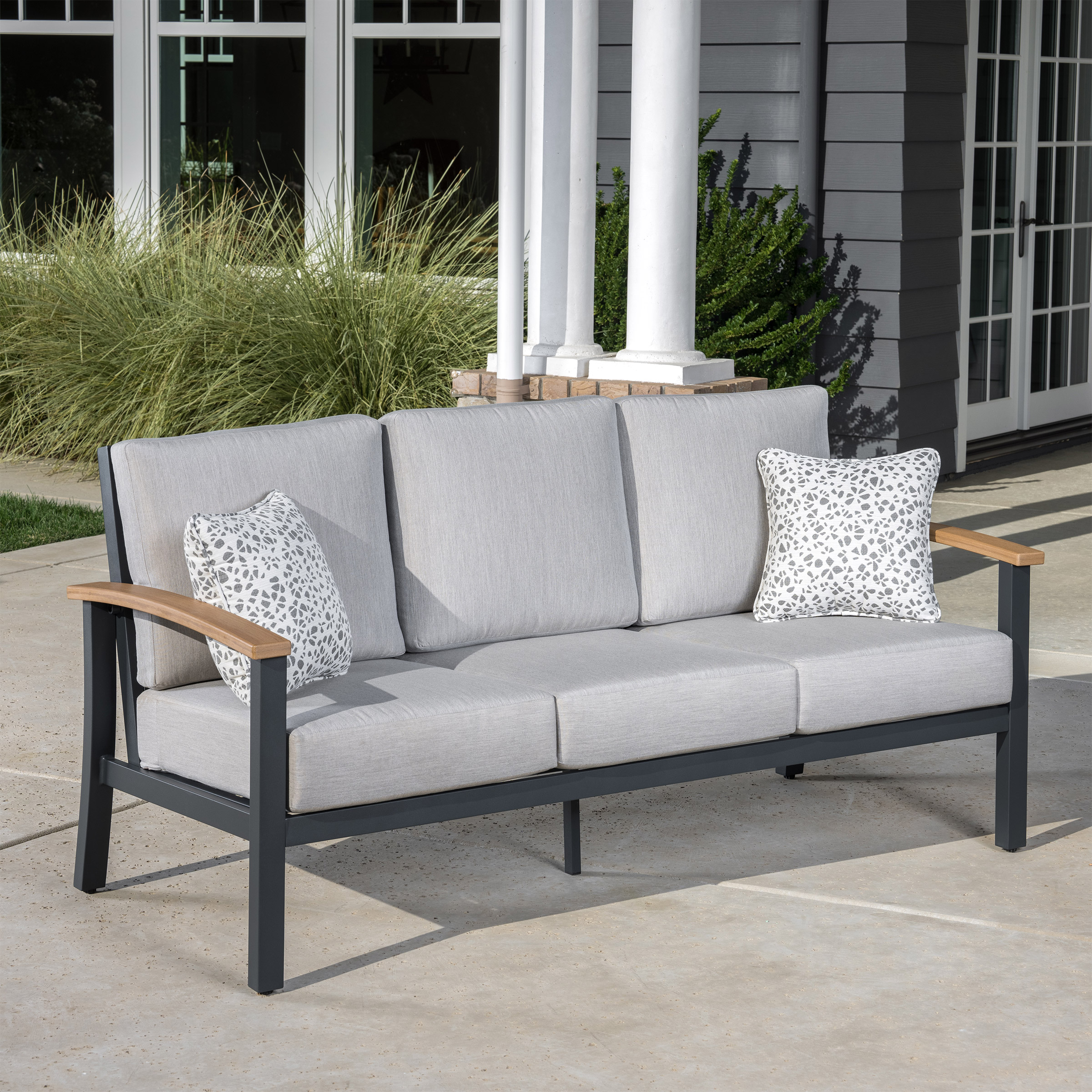 SunVilla Wills 4-piece Outdoor Patio Seating Set | Costco