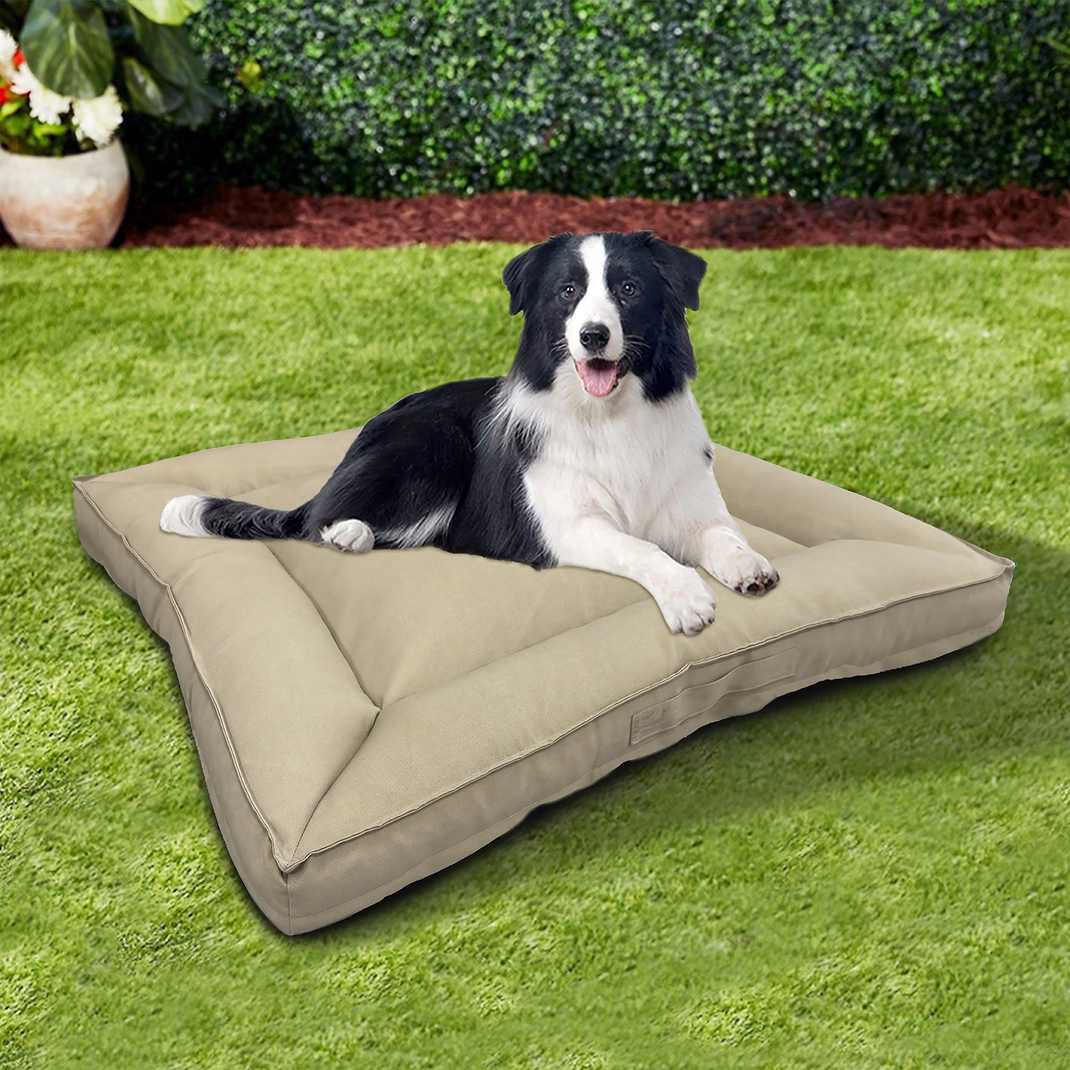 Brentwood Originals Indoor/Outdoor Pet Bed 40