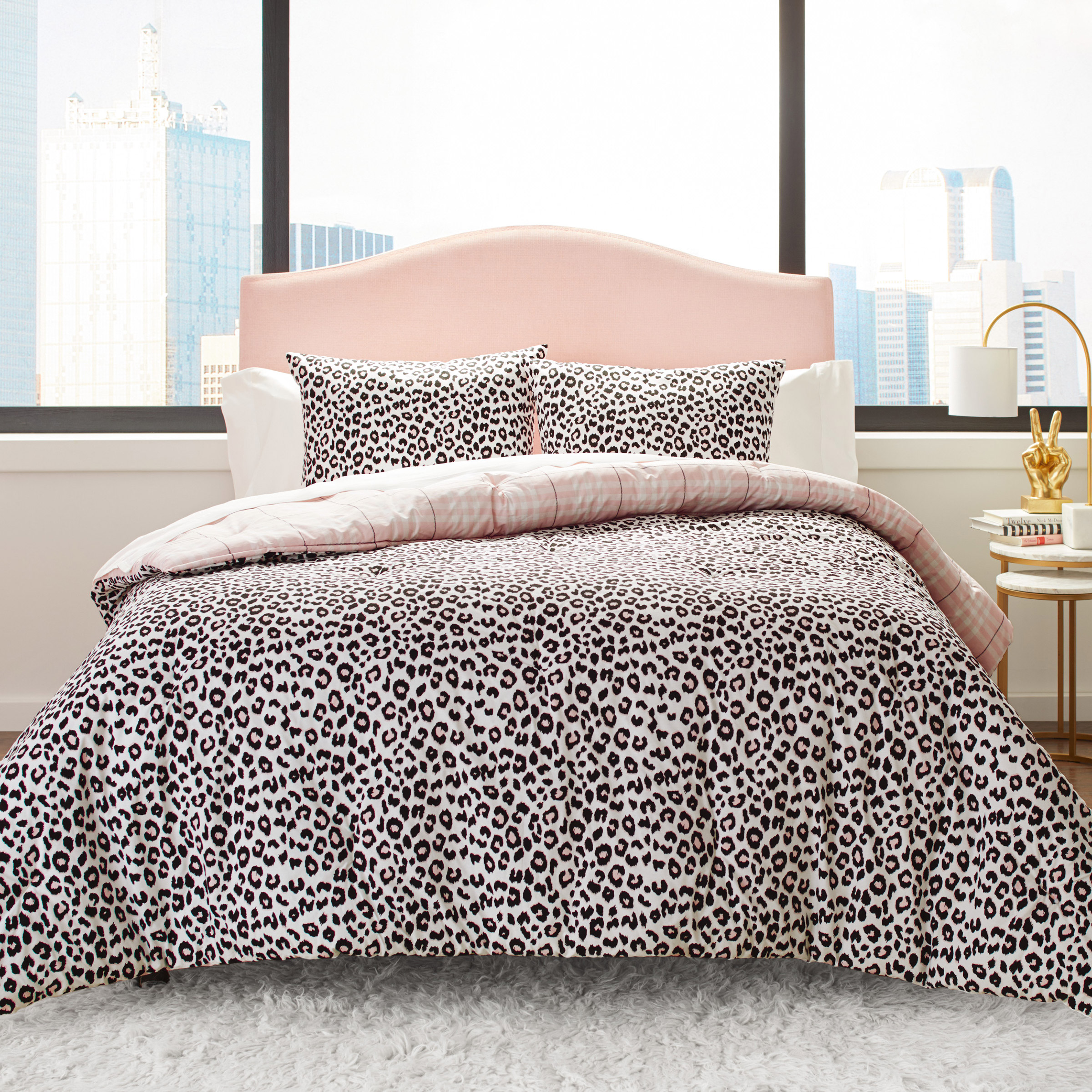 Enlarge Product Preview 2