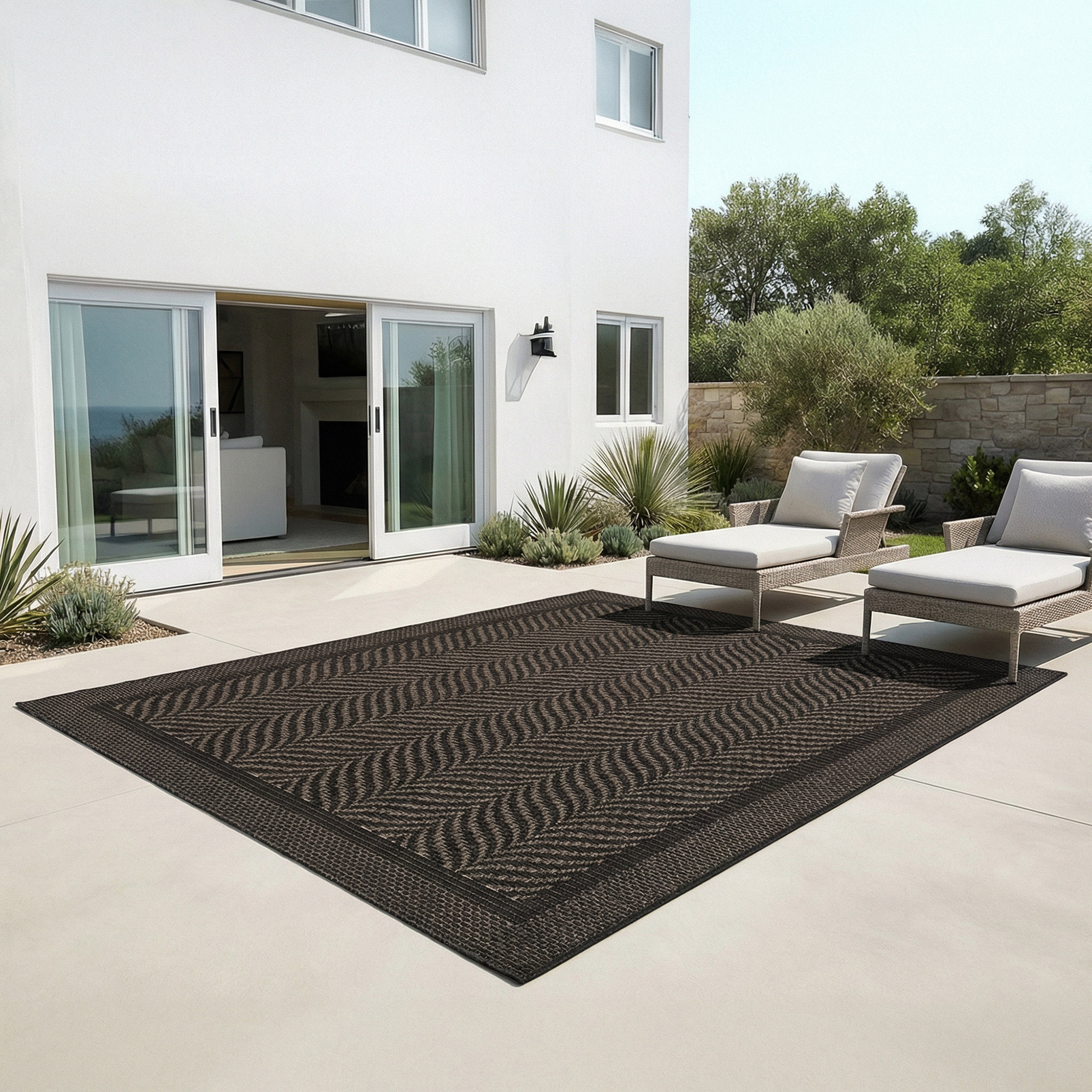 Laguna Indoor/Outdoor Area Rug, Aditi Black, 5'3” x 7' | Costco