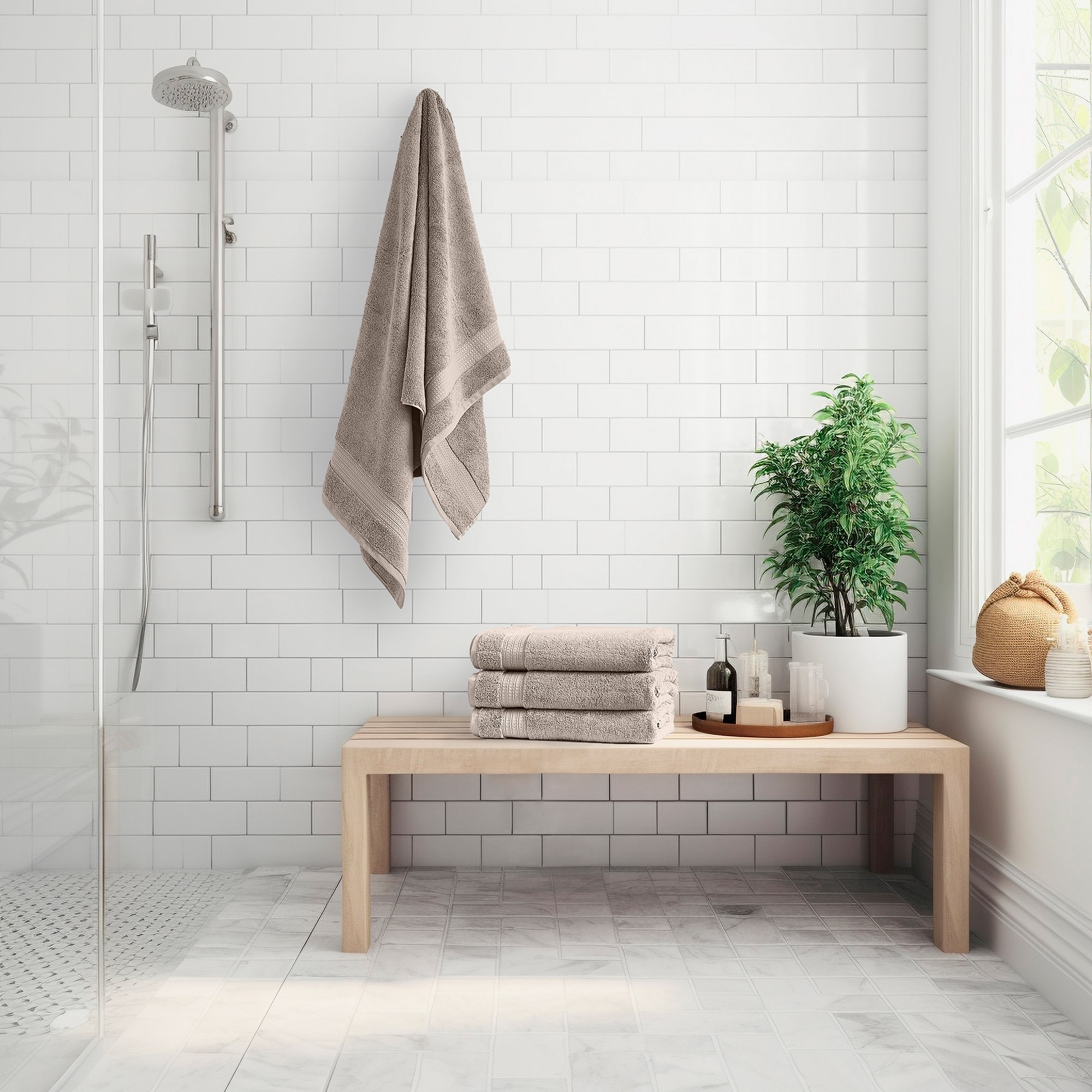 Serene Home Collection Bath Towel, 4-pack