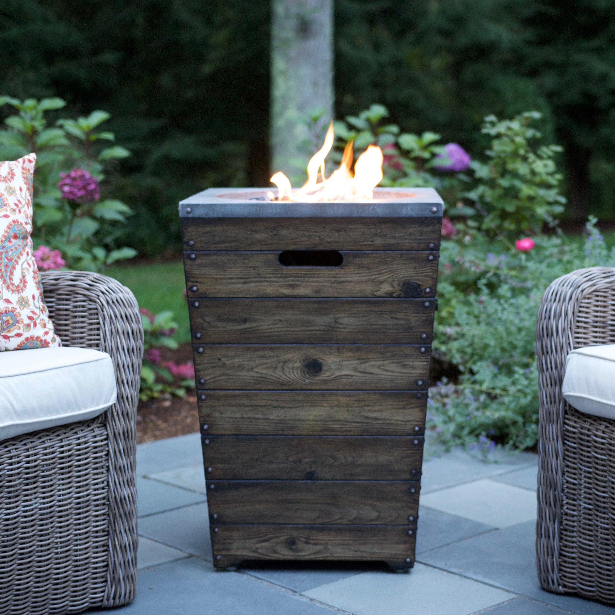 Sandpoint Faux Wood Fire Column | Costco