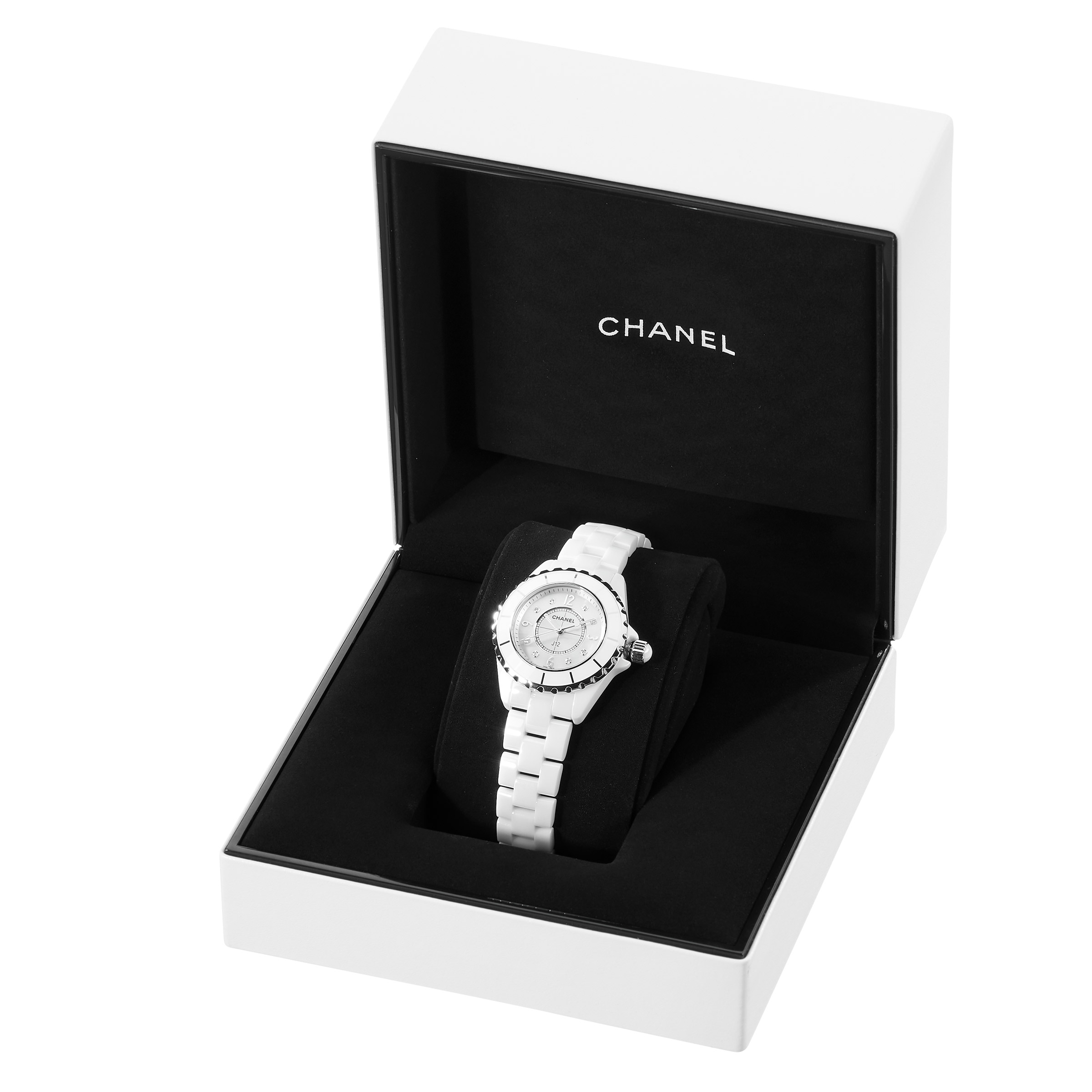 Enlarge Product Preview 3 Successfully Enriched by automation Job.