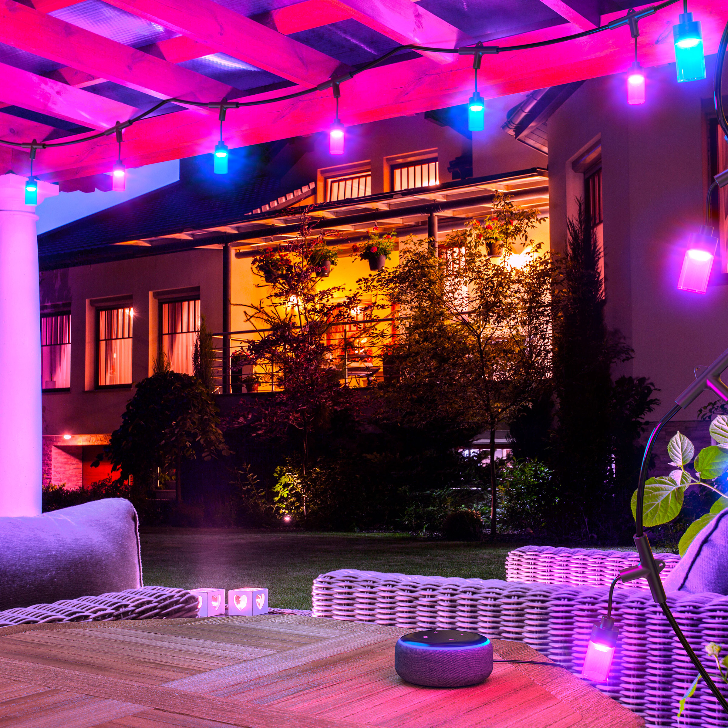 amittyo Atomi Smart Wi-Fi Coloro Outdoor String Lights, 48 ft. | Costco