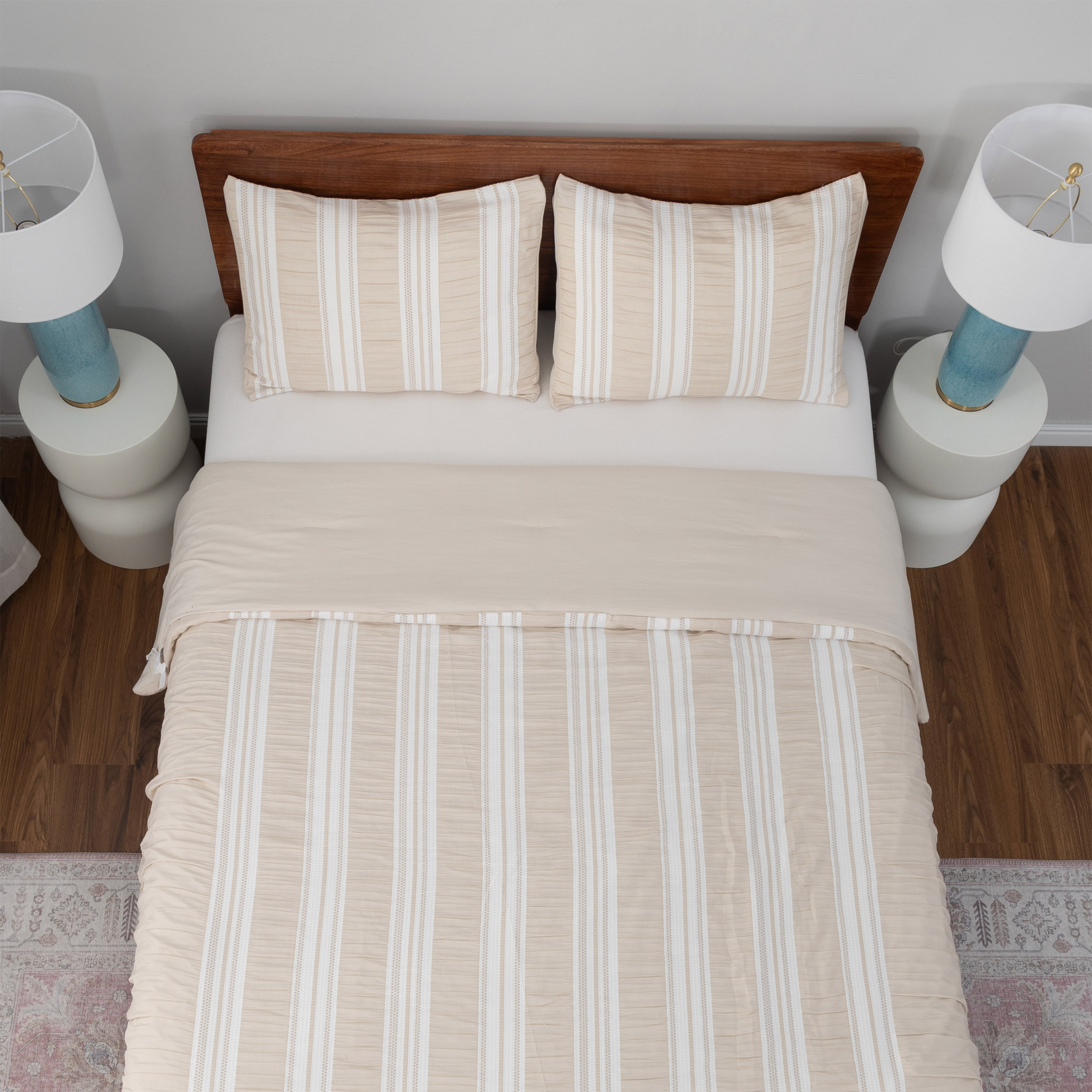 Enlarge Product Preview 4