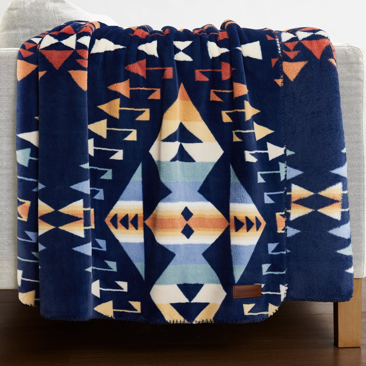 Pendleton Plush Throw | Costco Pendleton Plush Throw | Costco