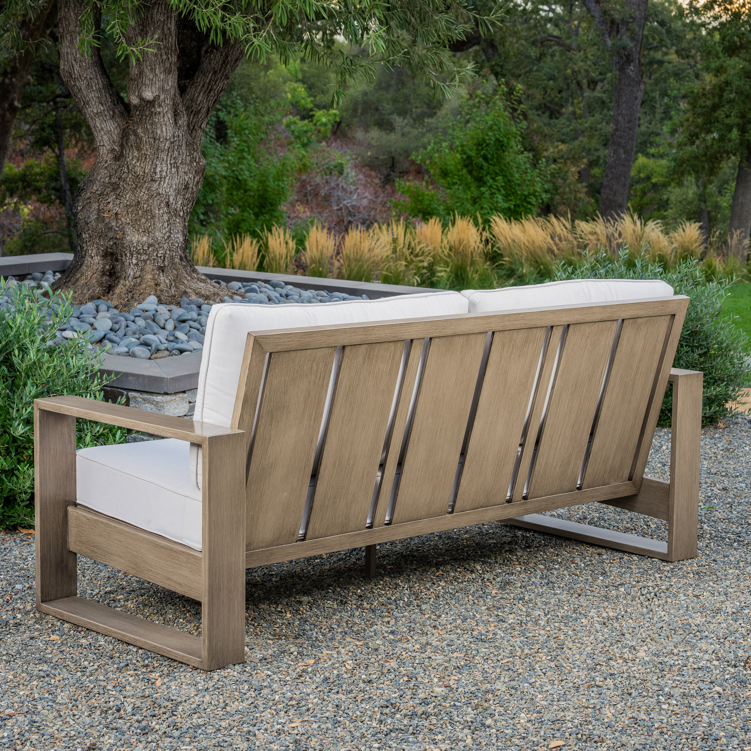 ファイヤーキング シーブスオブウィート ディナー ビーデッド＆バー ピッチャー SunVilla Clifton 4-piece Fire Outdoor Patio Seating Set | Costco