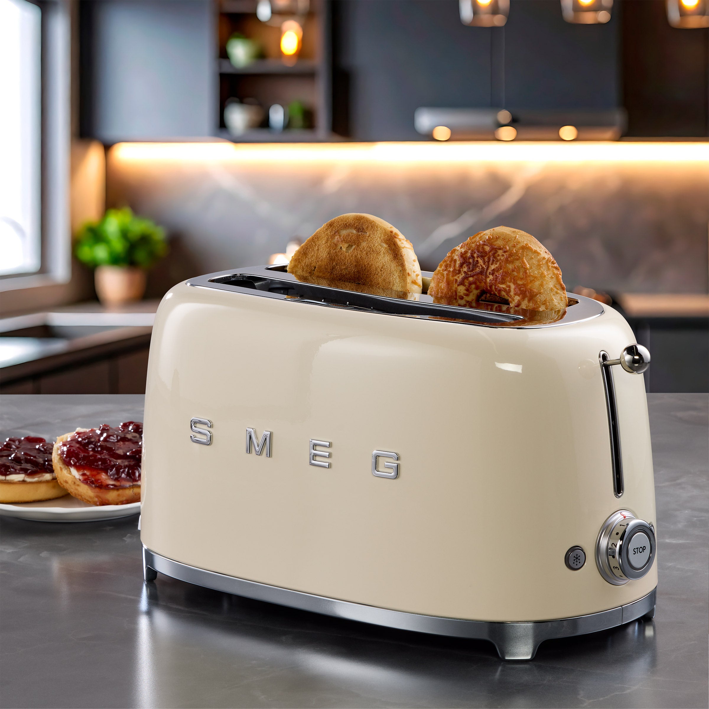 SMEG 50’s Style 4-slice 2-slot Toaster