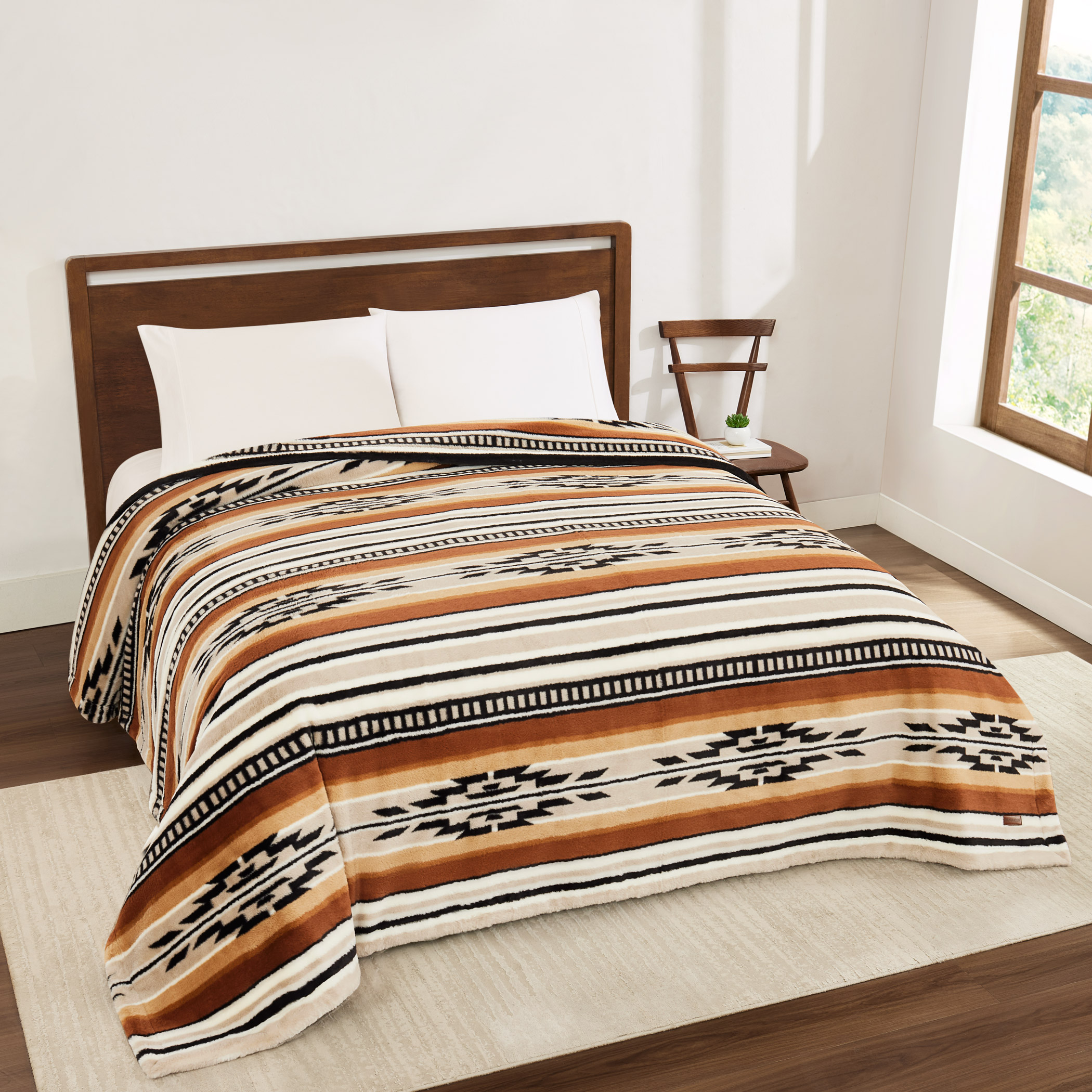 Pendleton Faux Fur Luxe Blanket