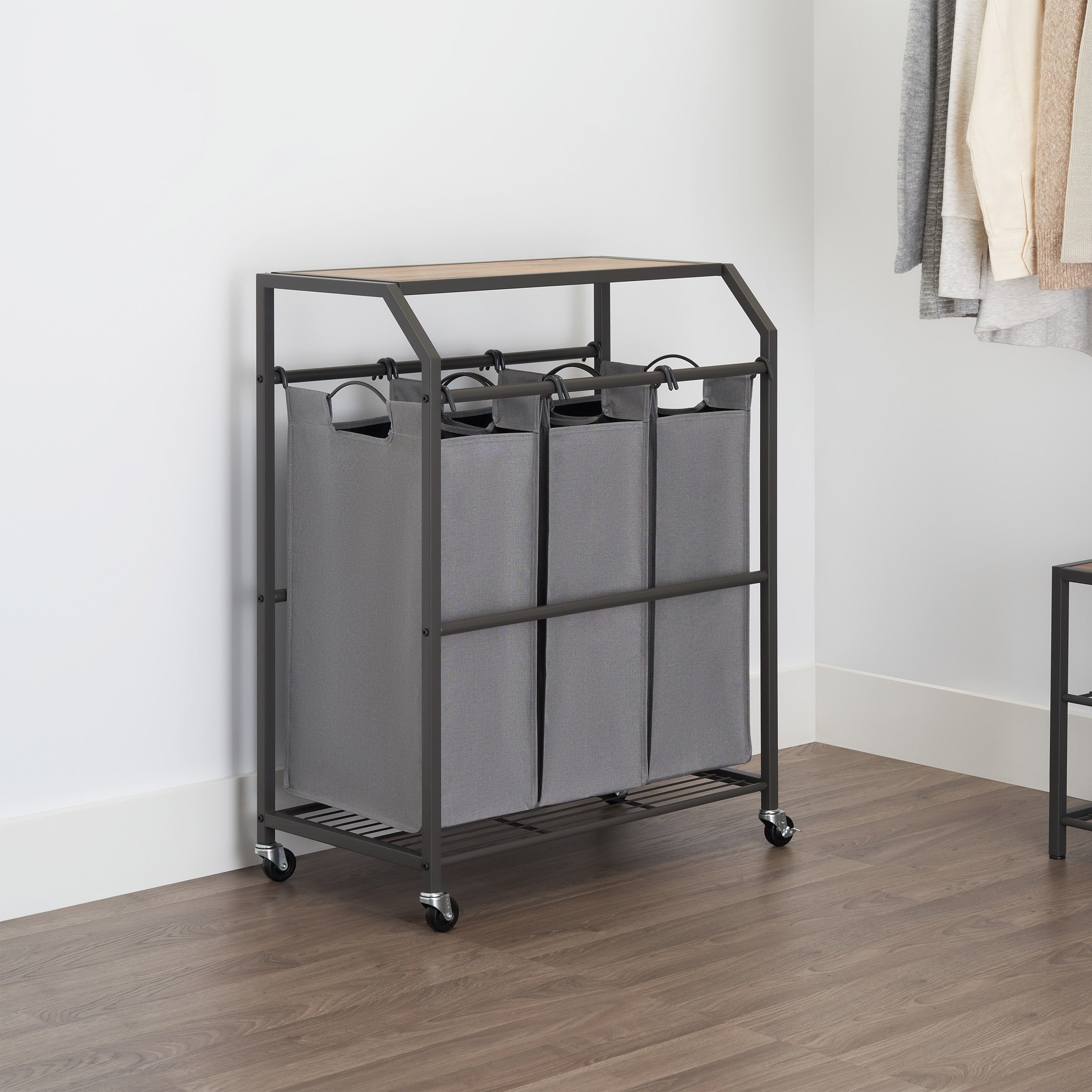 【3/1まで値引】bastl macro grannyとtrinityセット Trinity 3-bag Laundry Cart with Flip Top | Costco