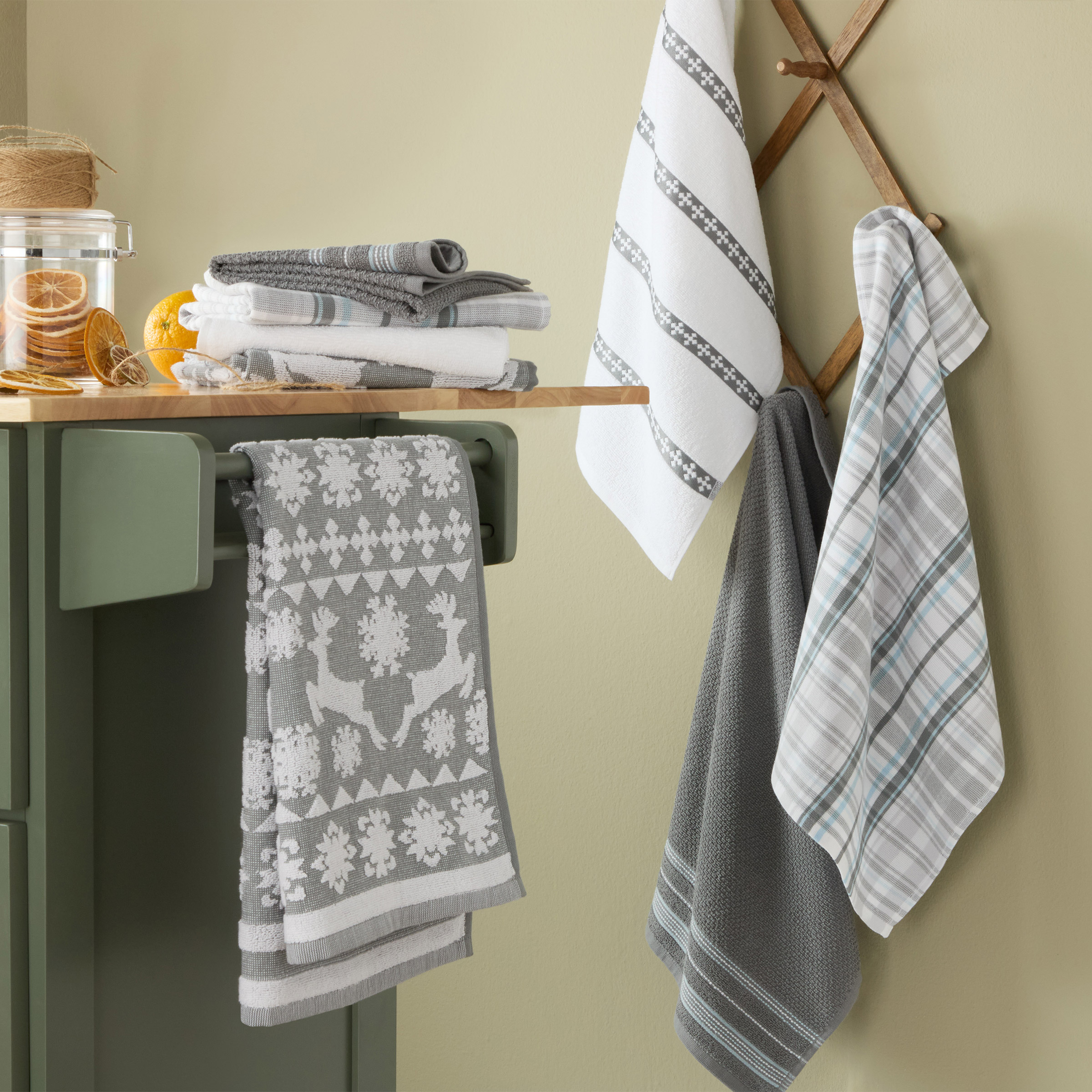 Holiday Kitchen Towel, 8-pack