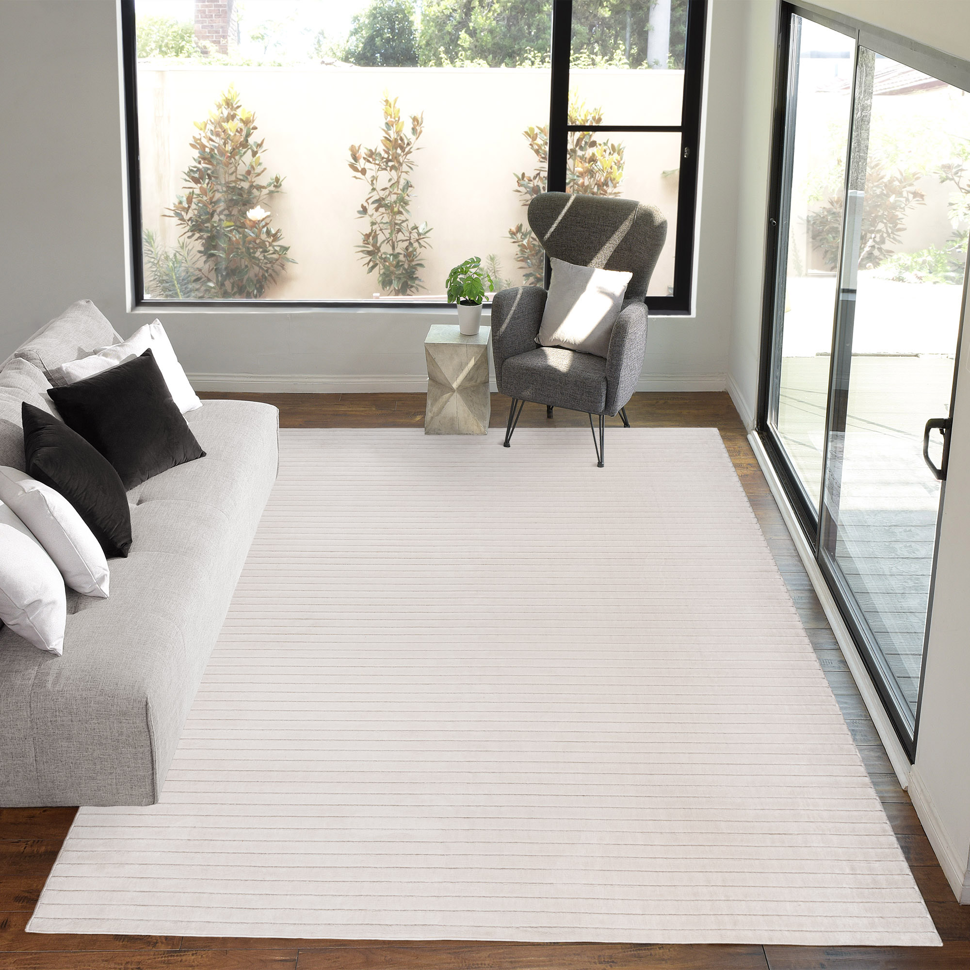 Gertmenian Camden Collection Sai Indoor Area Rug