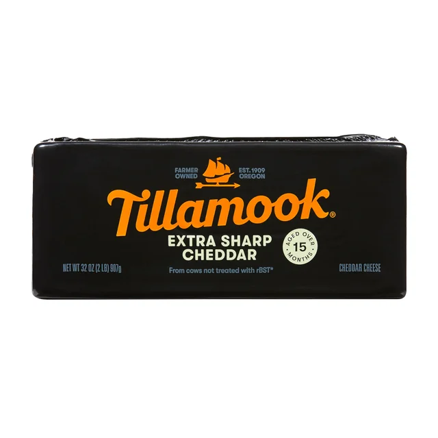 Tillamook Extra Sharp Cheddar, 2 lbs