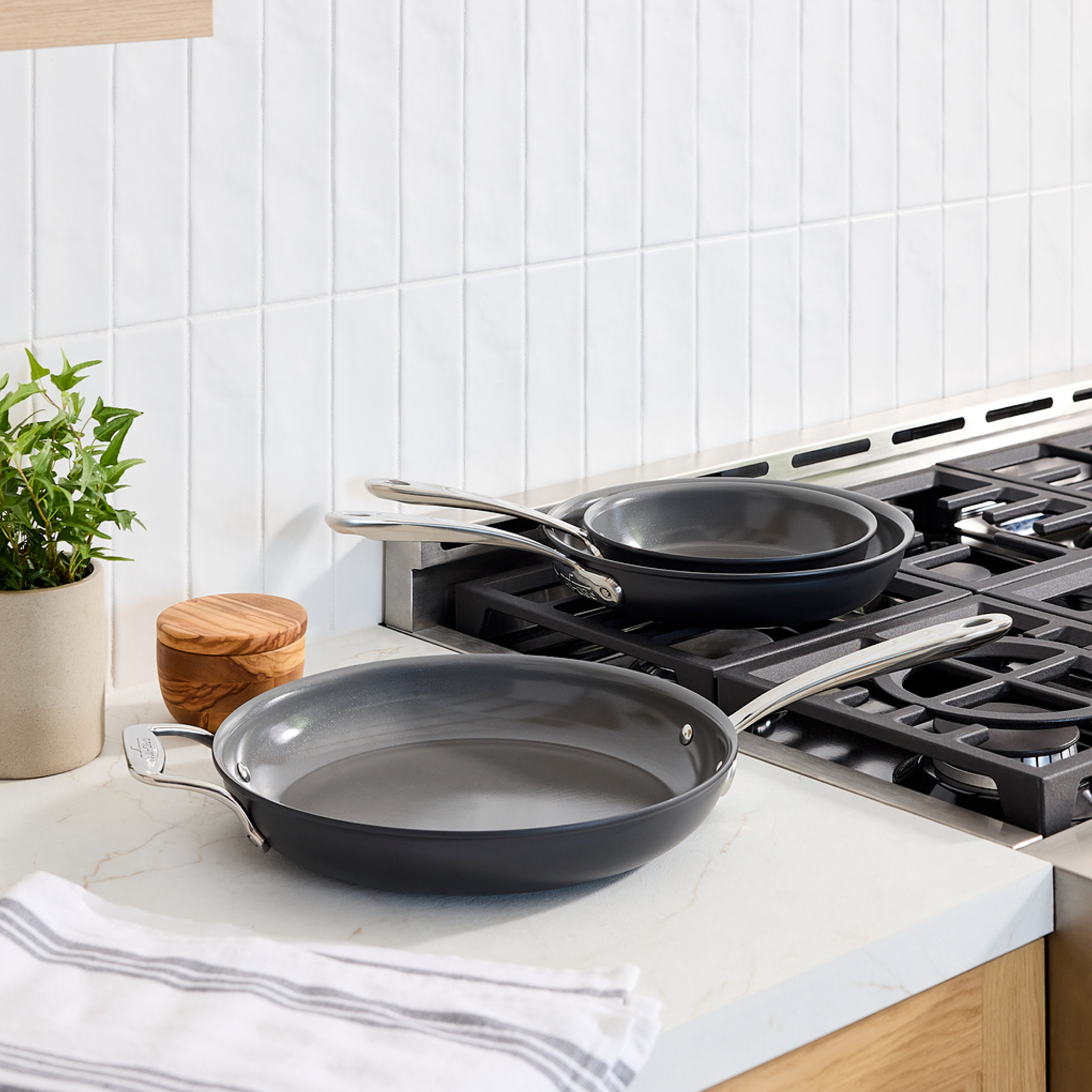 Enlarge Product Preview 6