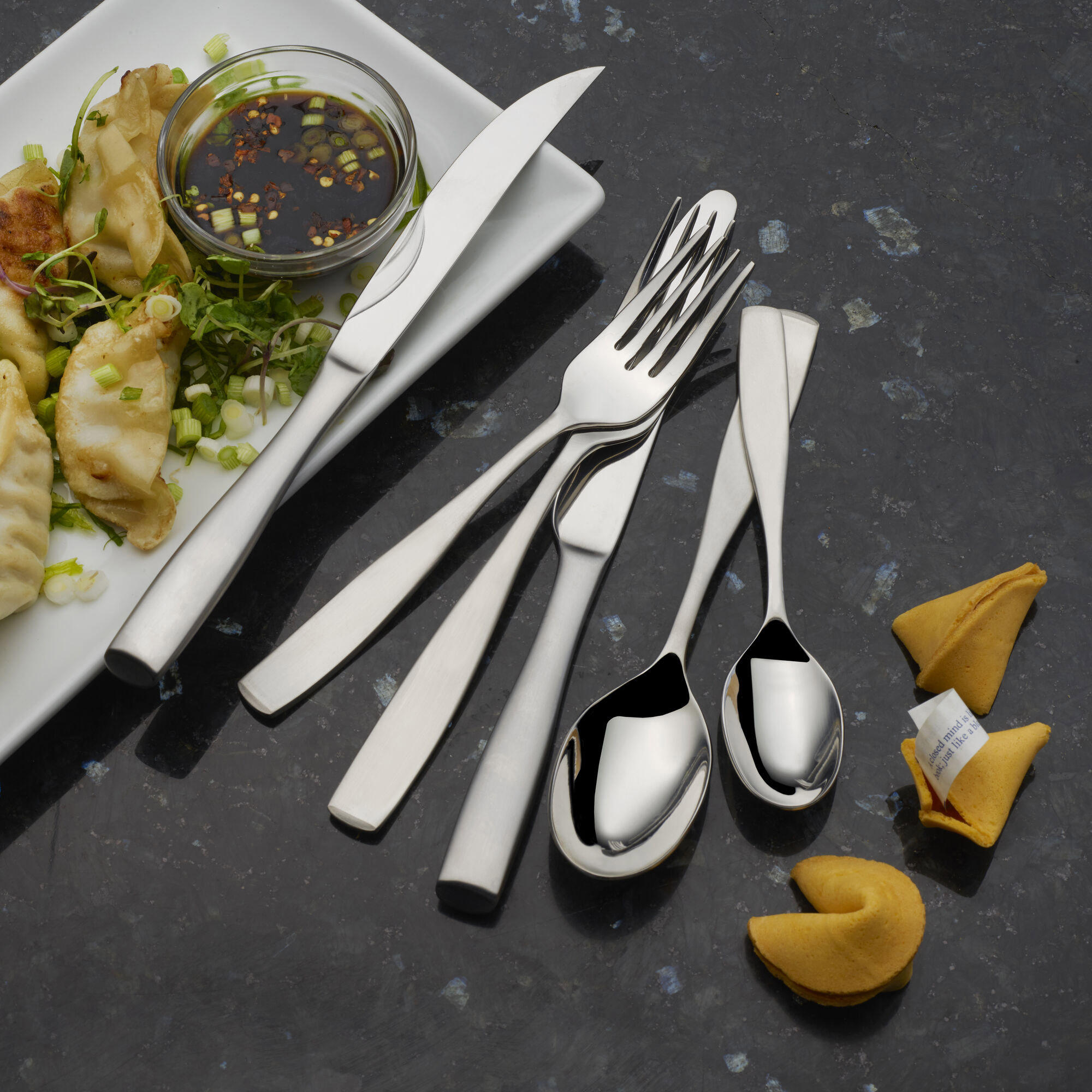 Mikasa Satin Loft 75-piece Flatware Set