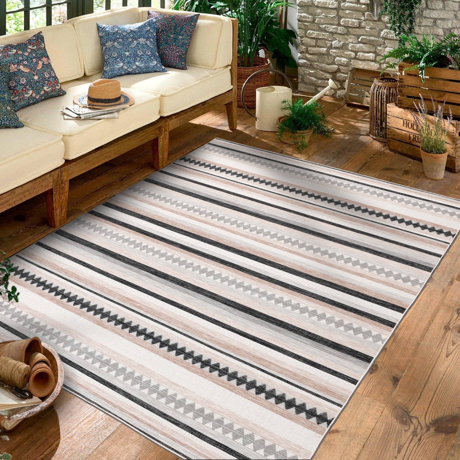 Viana Amalfi Collection Stripe Indoor/Outdoor Area Rug | Costco
