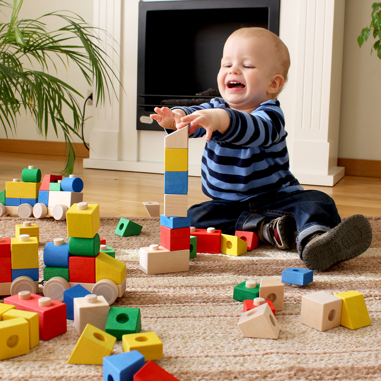 Varis 28-piece Stacking Blocks