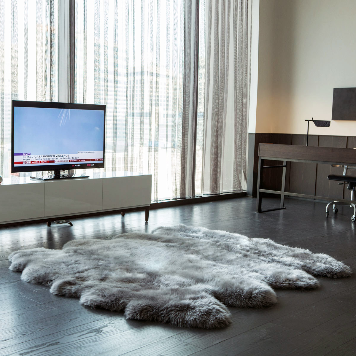 Enlarge Product Preview 2