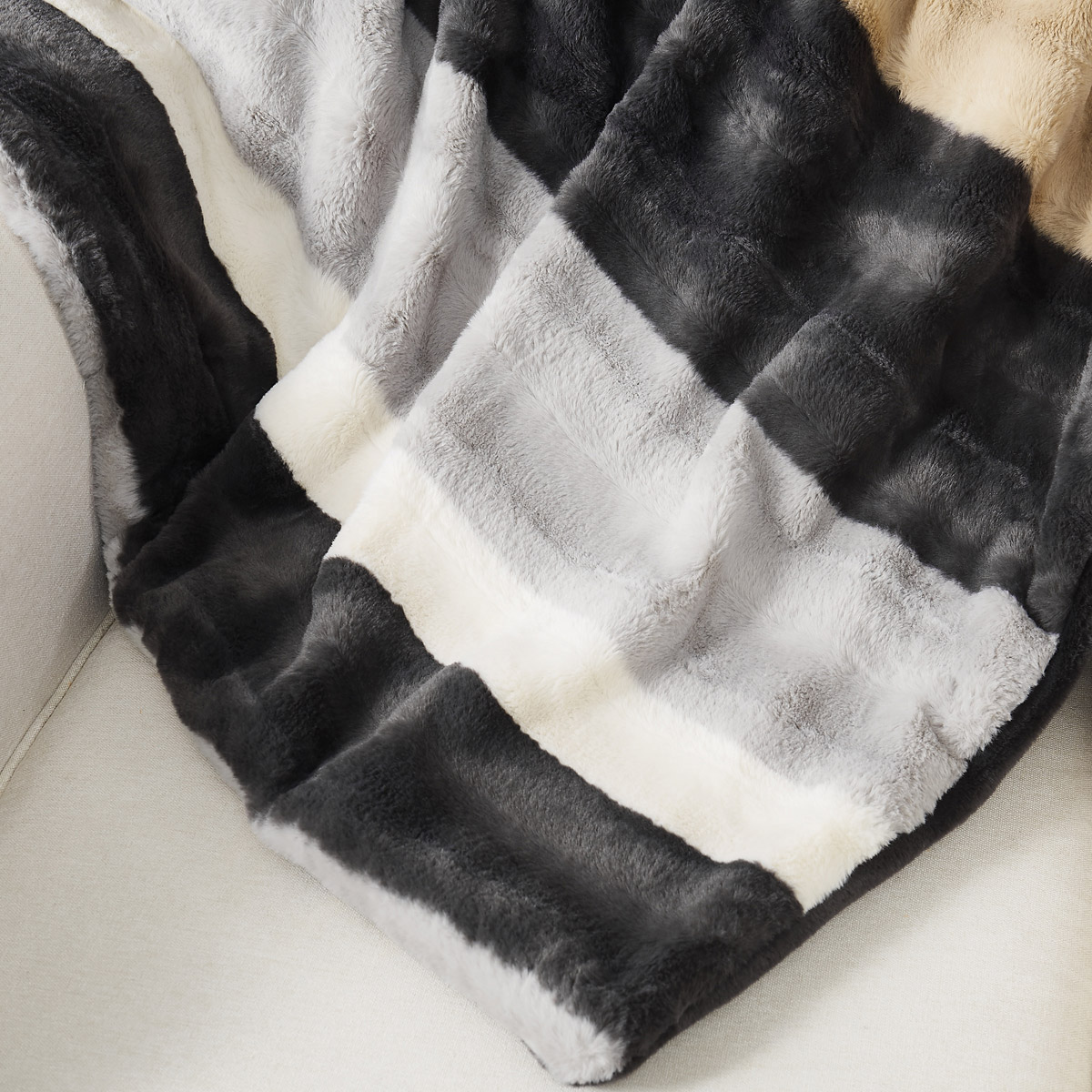 Enlarge Product Preview 4 Successfully Enriched by automation Job.