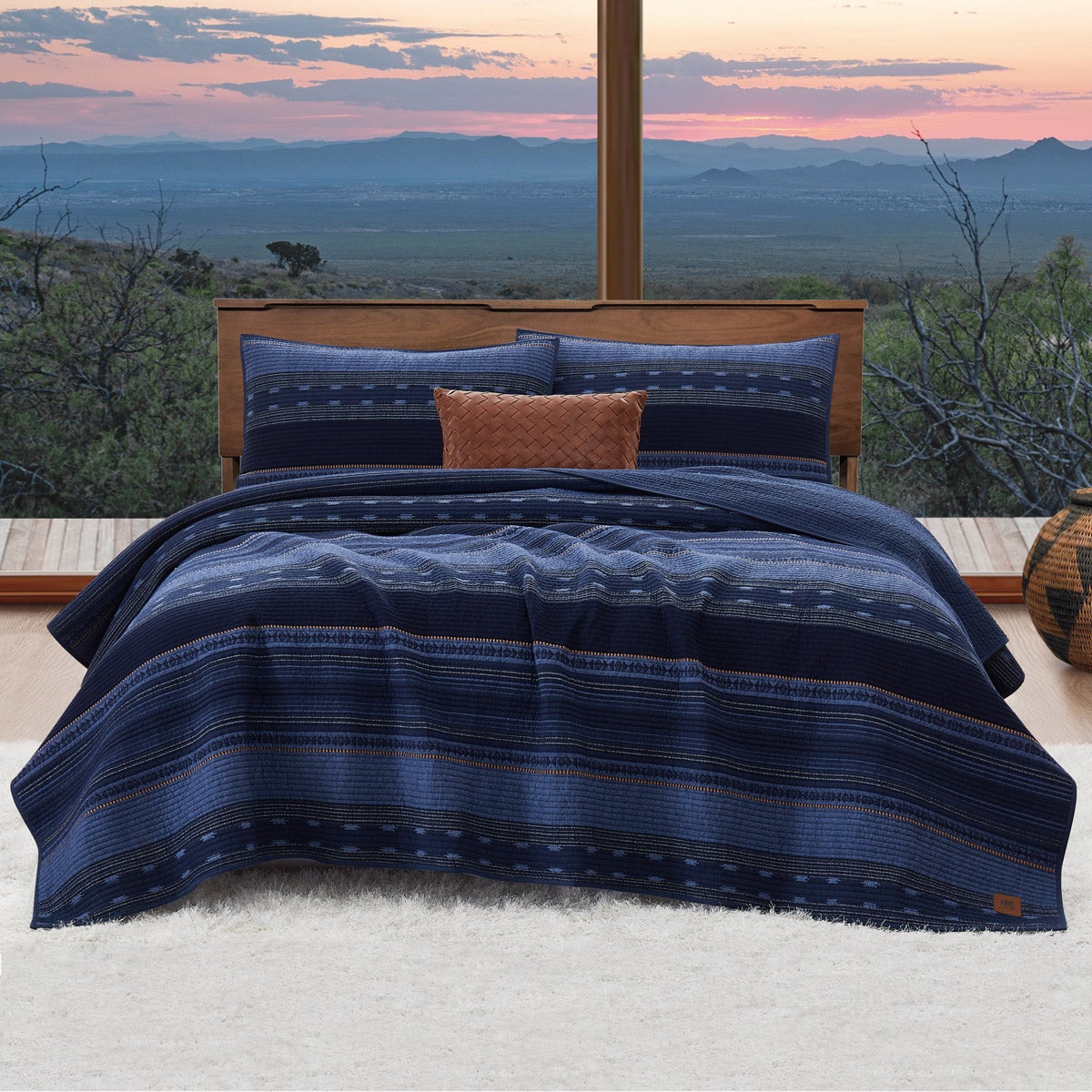 FRYE 4-piece Quilt Set, Upper Mesa Falls | Costco FRYE 4-piece Quilt Set, Upper Mesa Falls | Costco