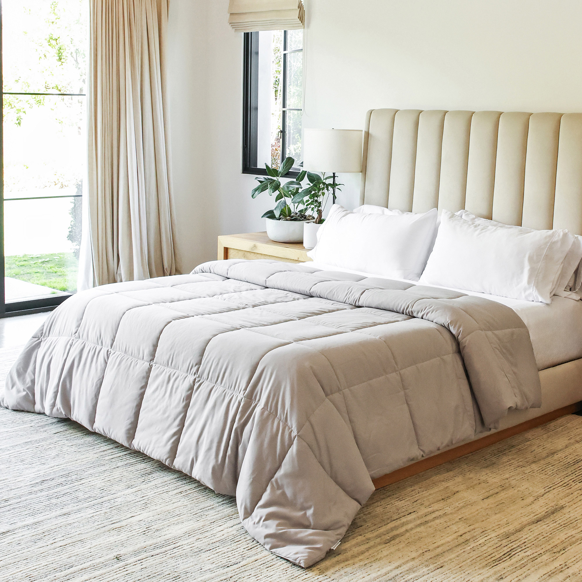 Jennifer Adams Lux Down Alternative Duvet Insert