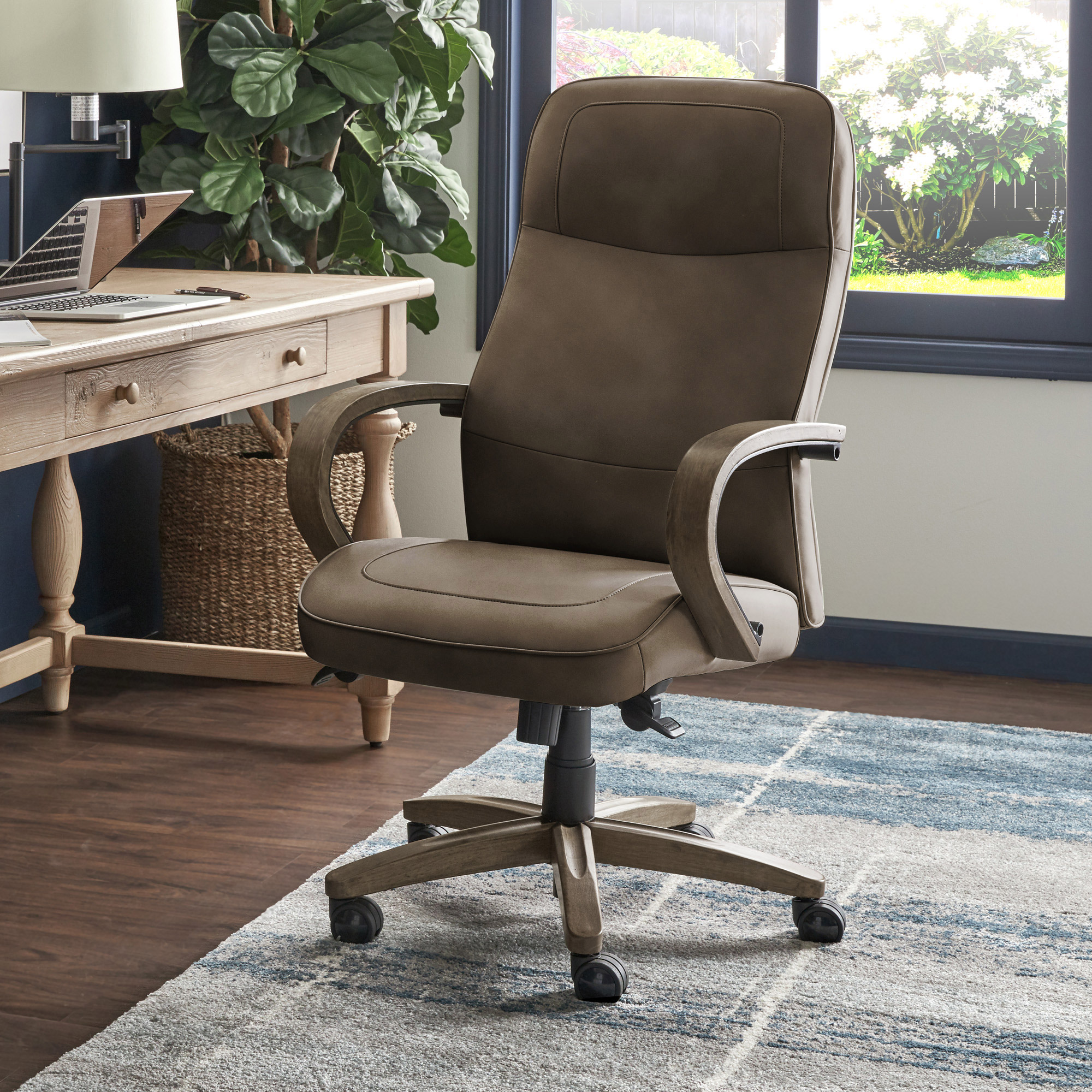 Thomasville Lockhart Executive Office Chair Costco