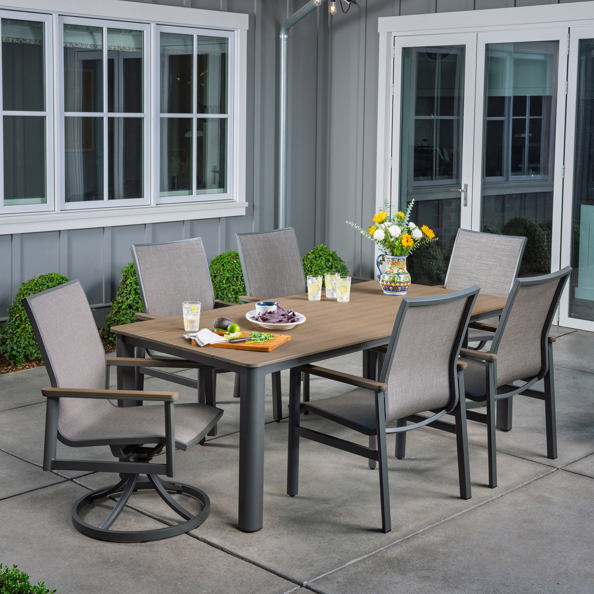 SunVilla Sara 7-piece Outdoor Patio Dining Set | Costco