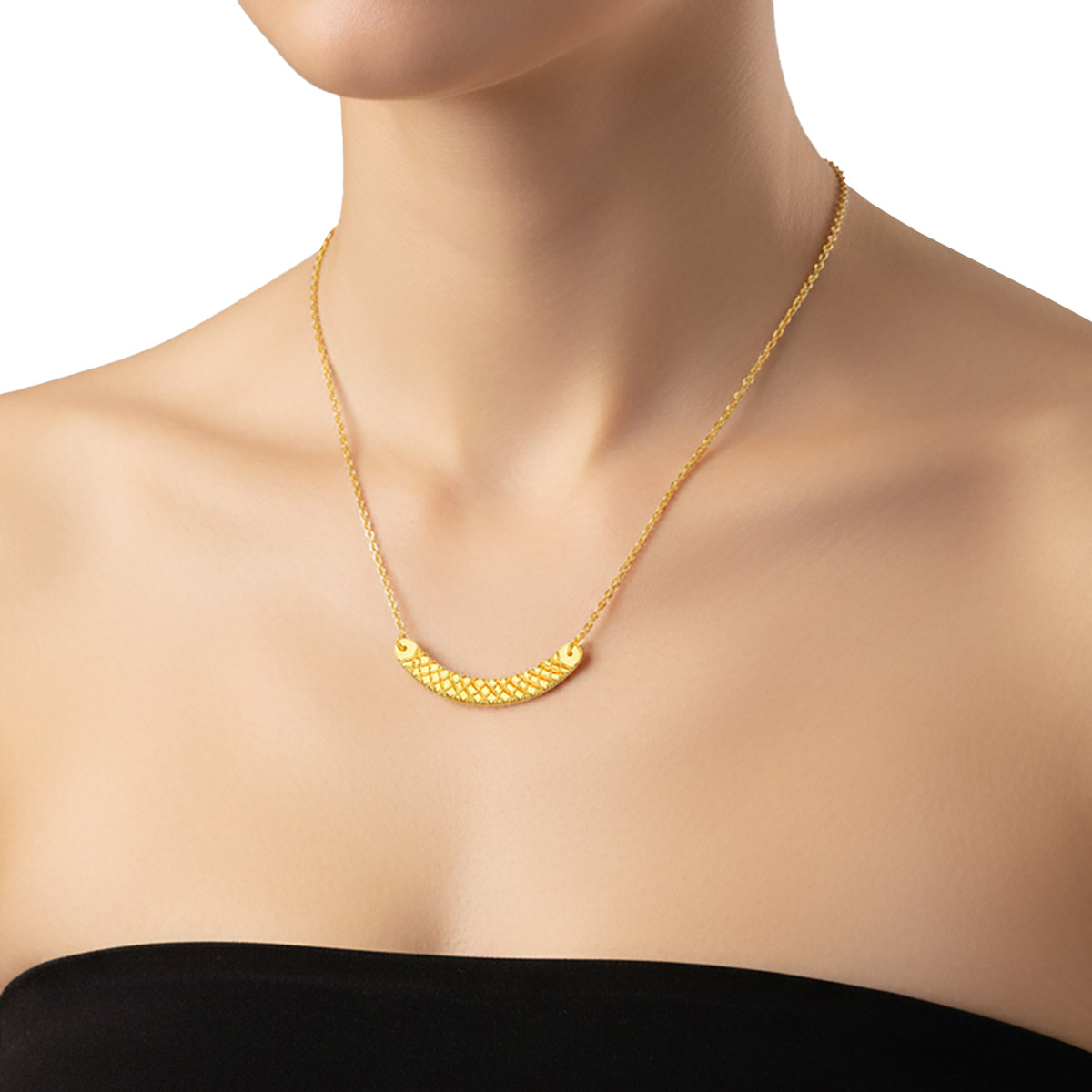 Criss Cross Pattern Necklace in 24-kt Yellow Gold | Costco