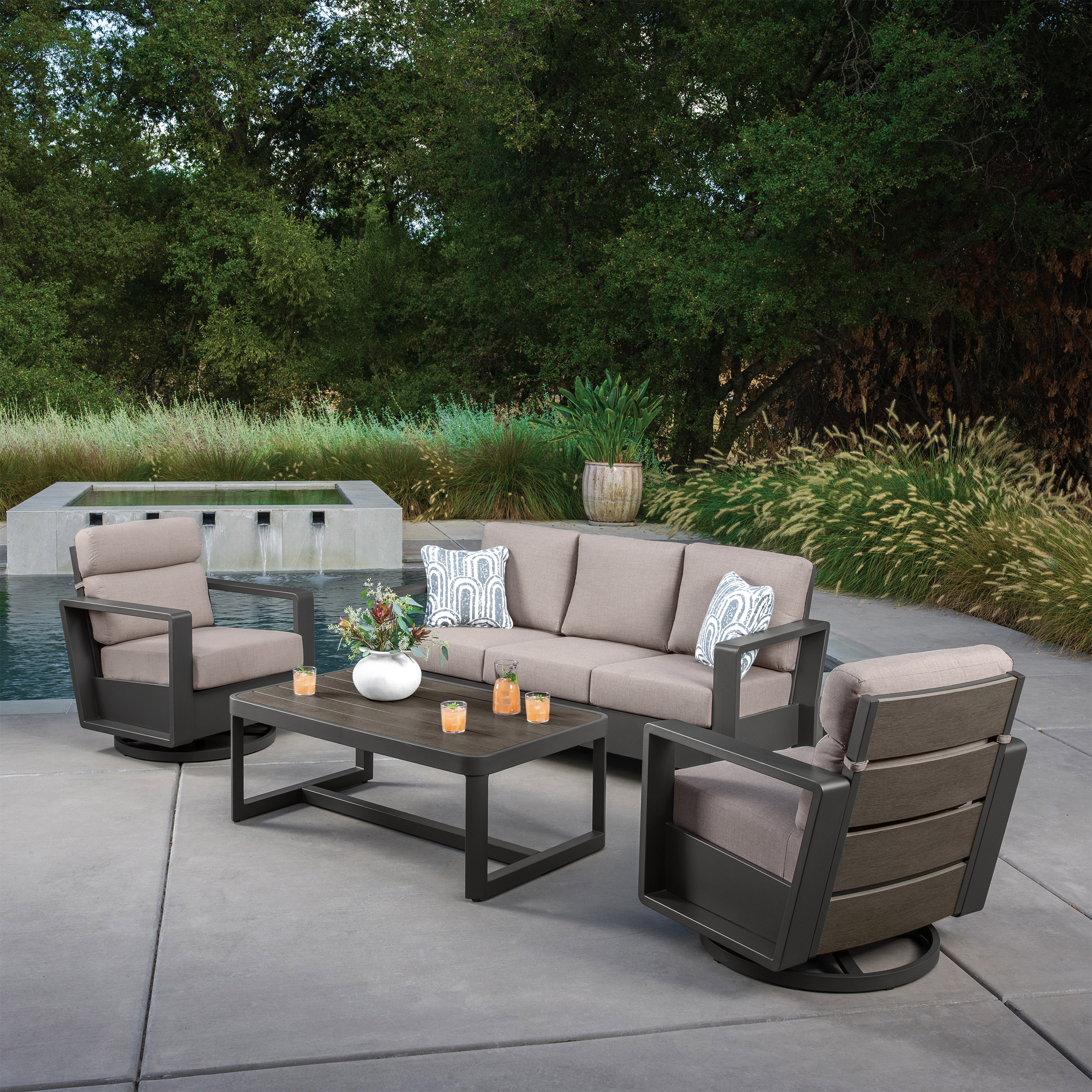 置物 sundaysbest SunVilla Alden 4-piece Outdoor Patio Seating Set | Costco