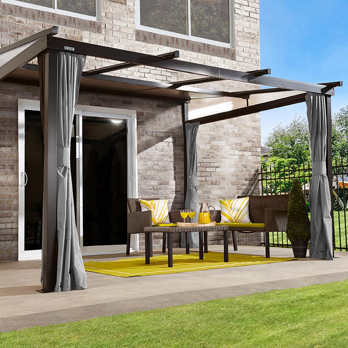 Enlarge Product Preview 2 Successfully Enriched by automation Job.