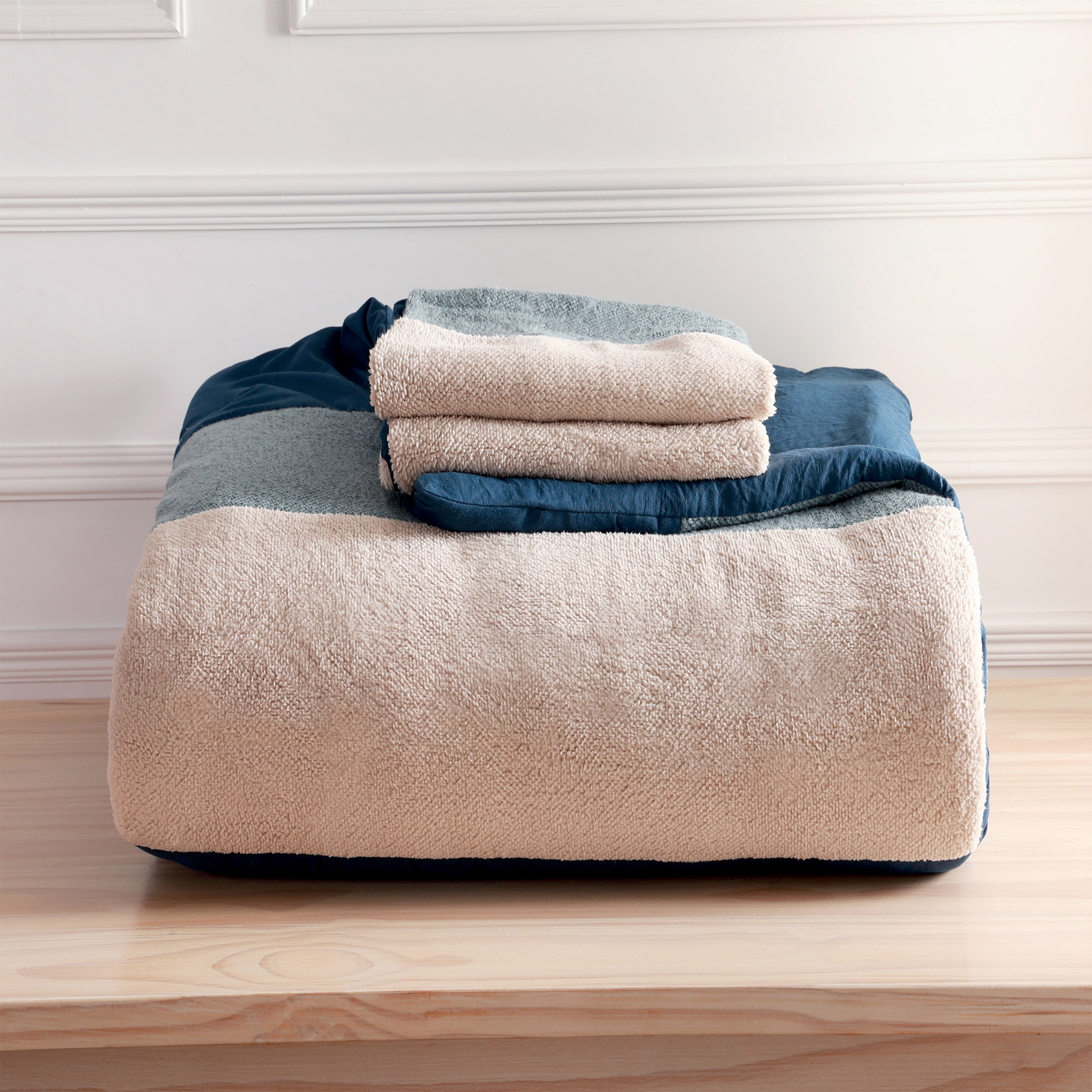 Enlarge Product Preview 3