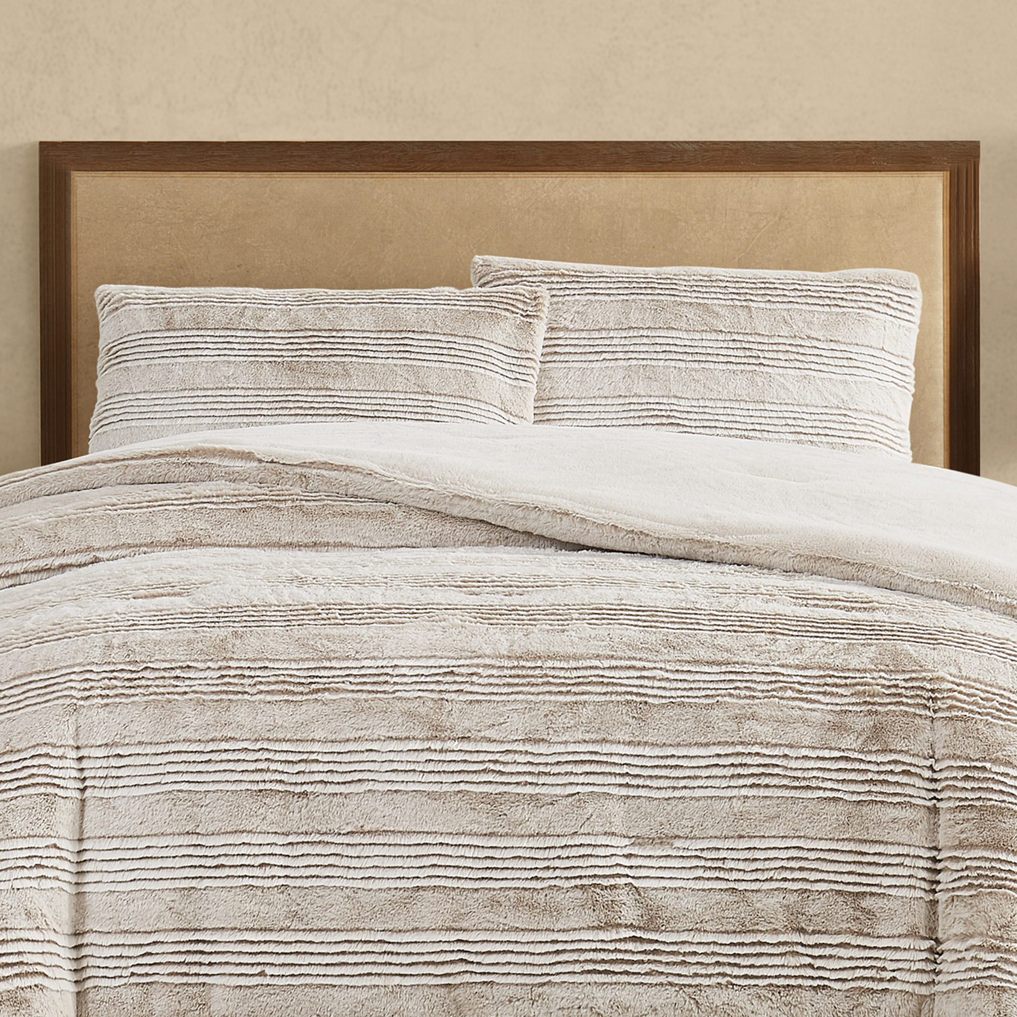 Enlarge Product Preview 3 Successfully Enriched by automation Job.