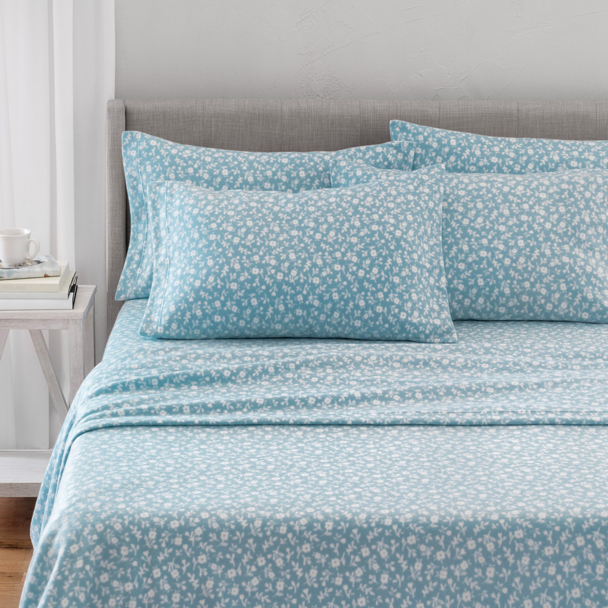 Martha Stewart Microfleece 6-piece Sheet Set, Queen, Blue | Costco