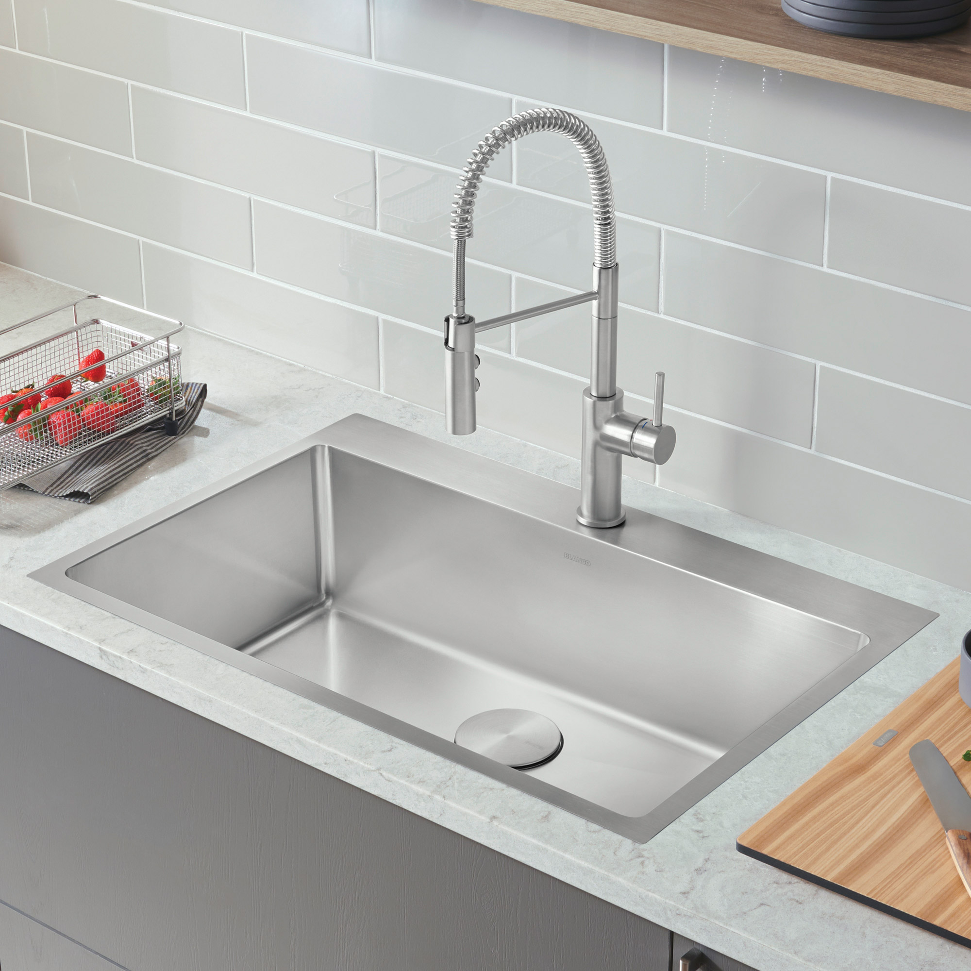 Blanco Quatrus R15 31.5 in. Dual Mount Stainless Steel Kitchen Sink