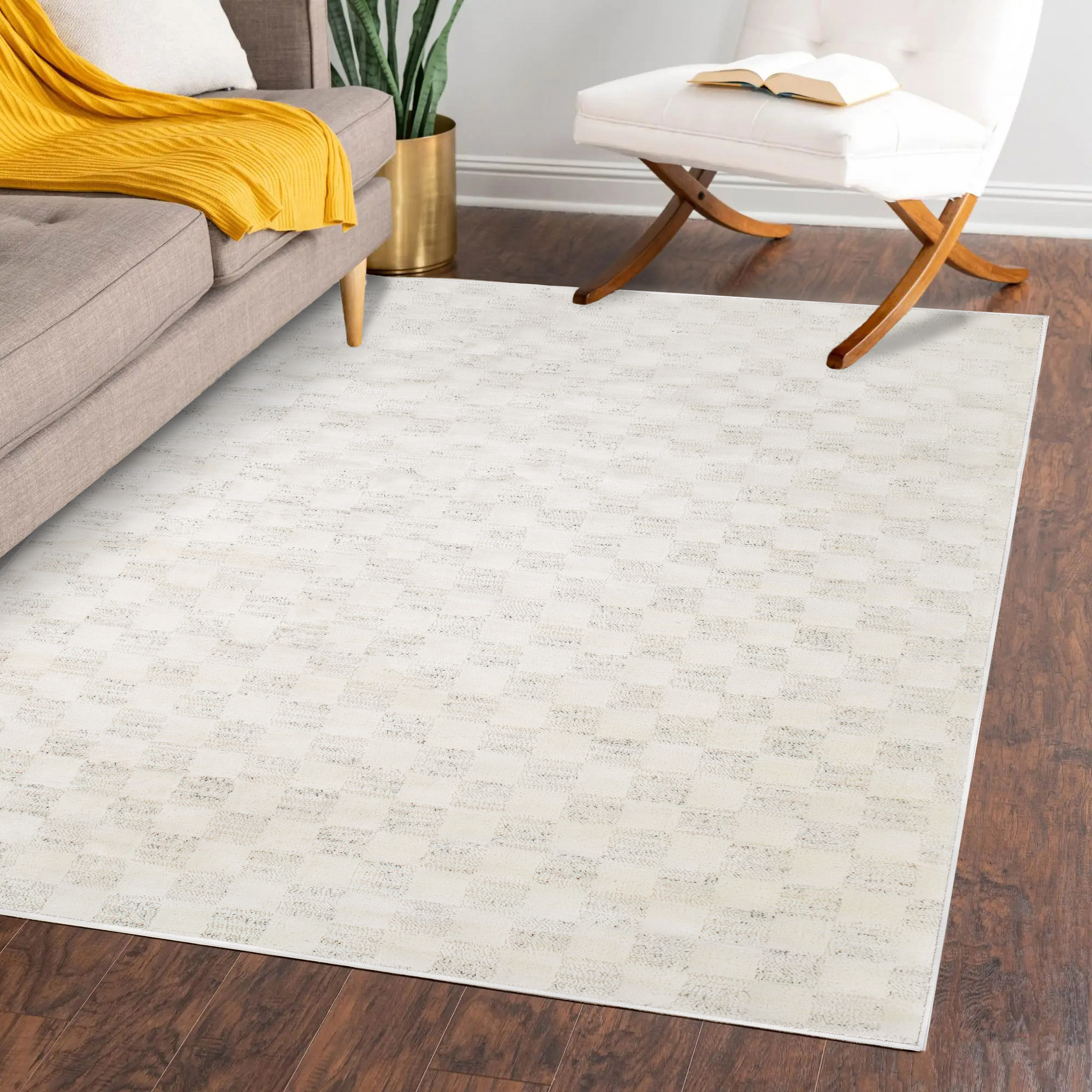 Renwil Dalia Collection Dalenna Indoor Area Rug