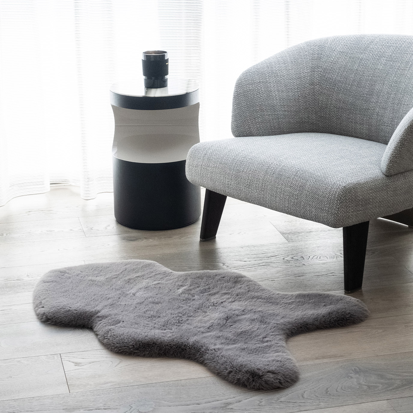 Mon Château Single Faux Fur Rug