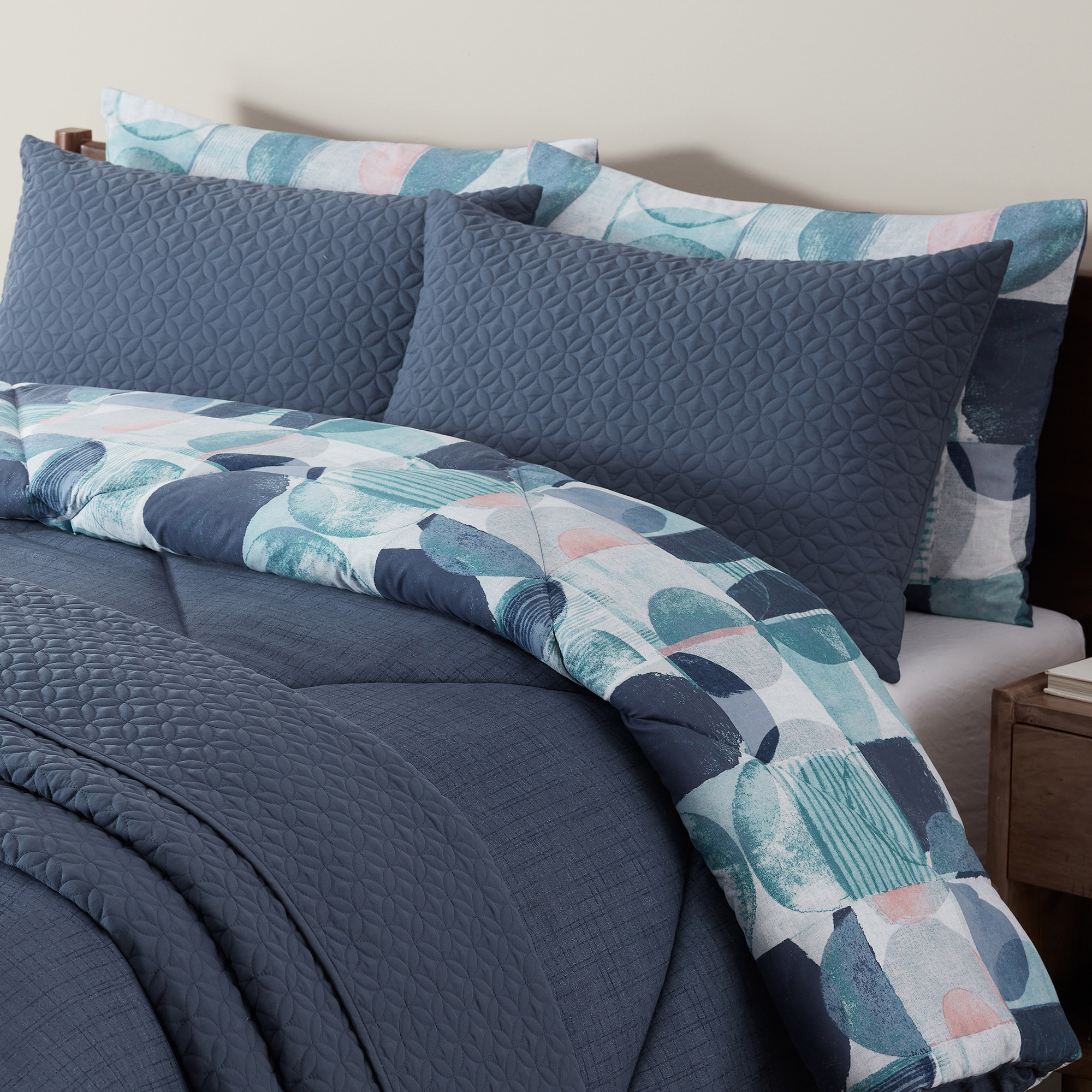 Enlarge Product Preview 3