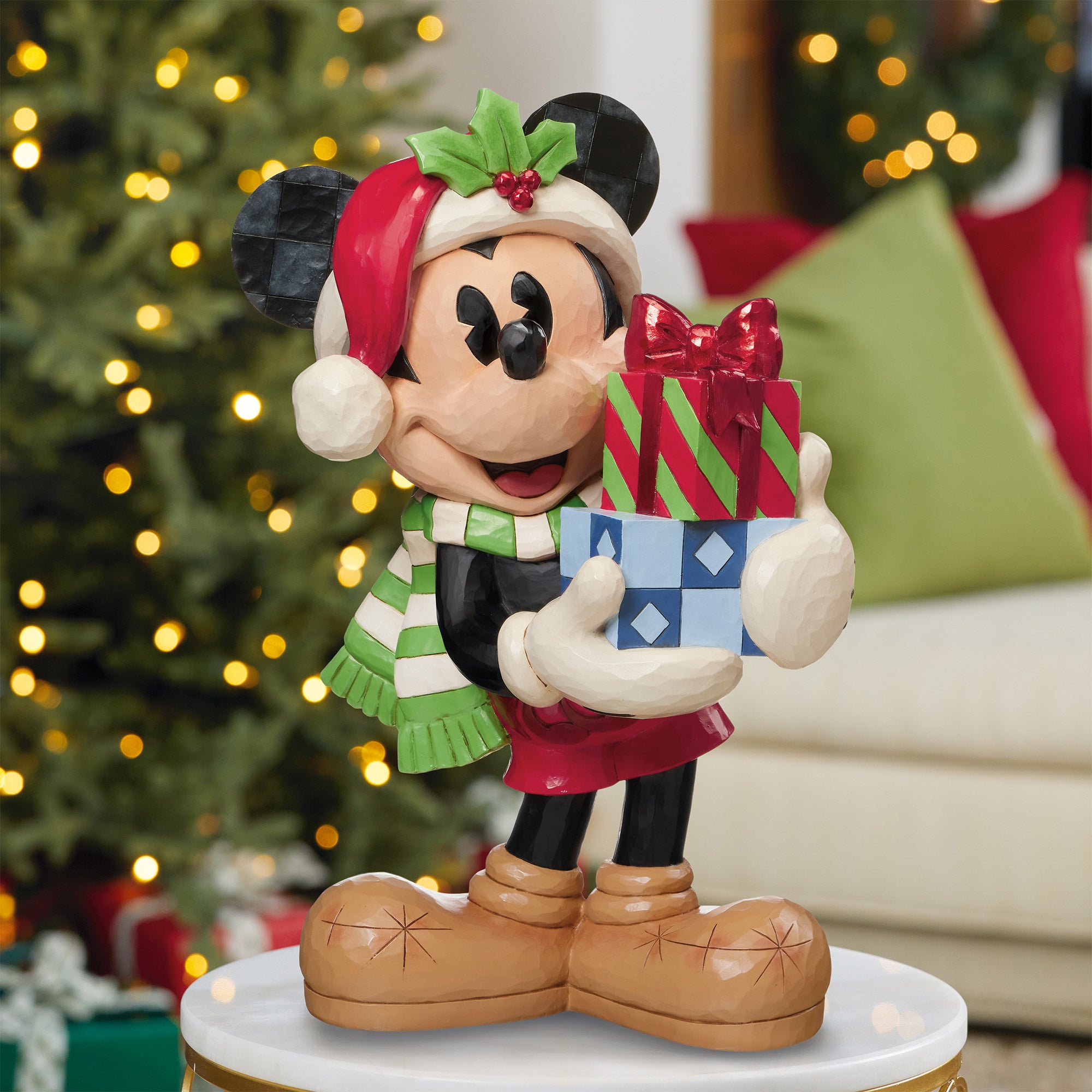 Holiday Mickey with Presents Statue 43,82 cm (17,25 in.) | Costco