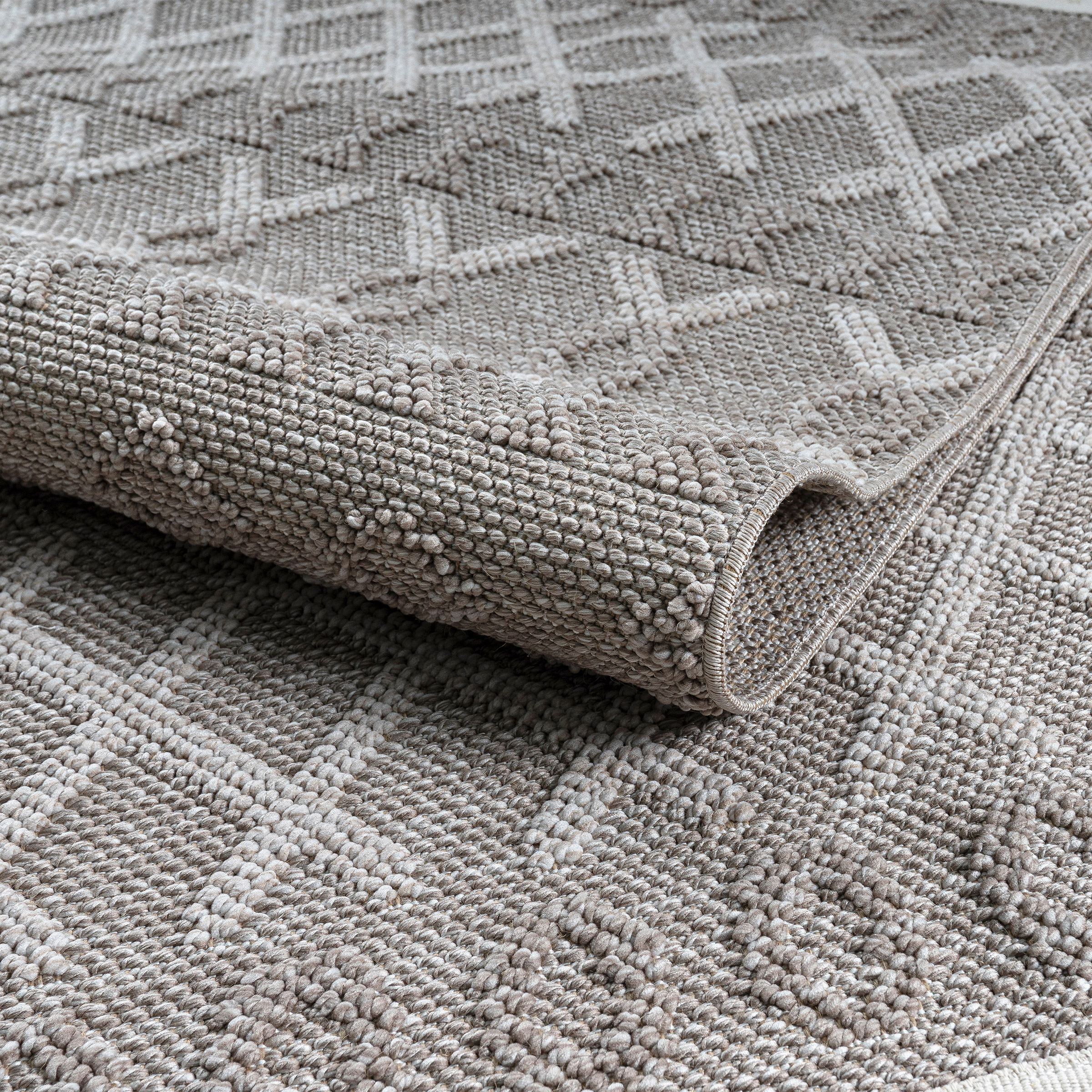 Enlarge Product Preview 2 Successfully Enriched by automation Job.