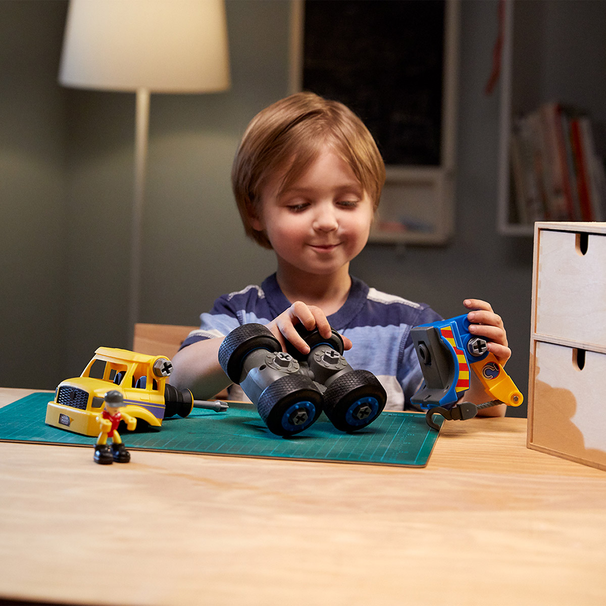 Machine Maker Construction Set | Costco