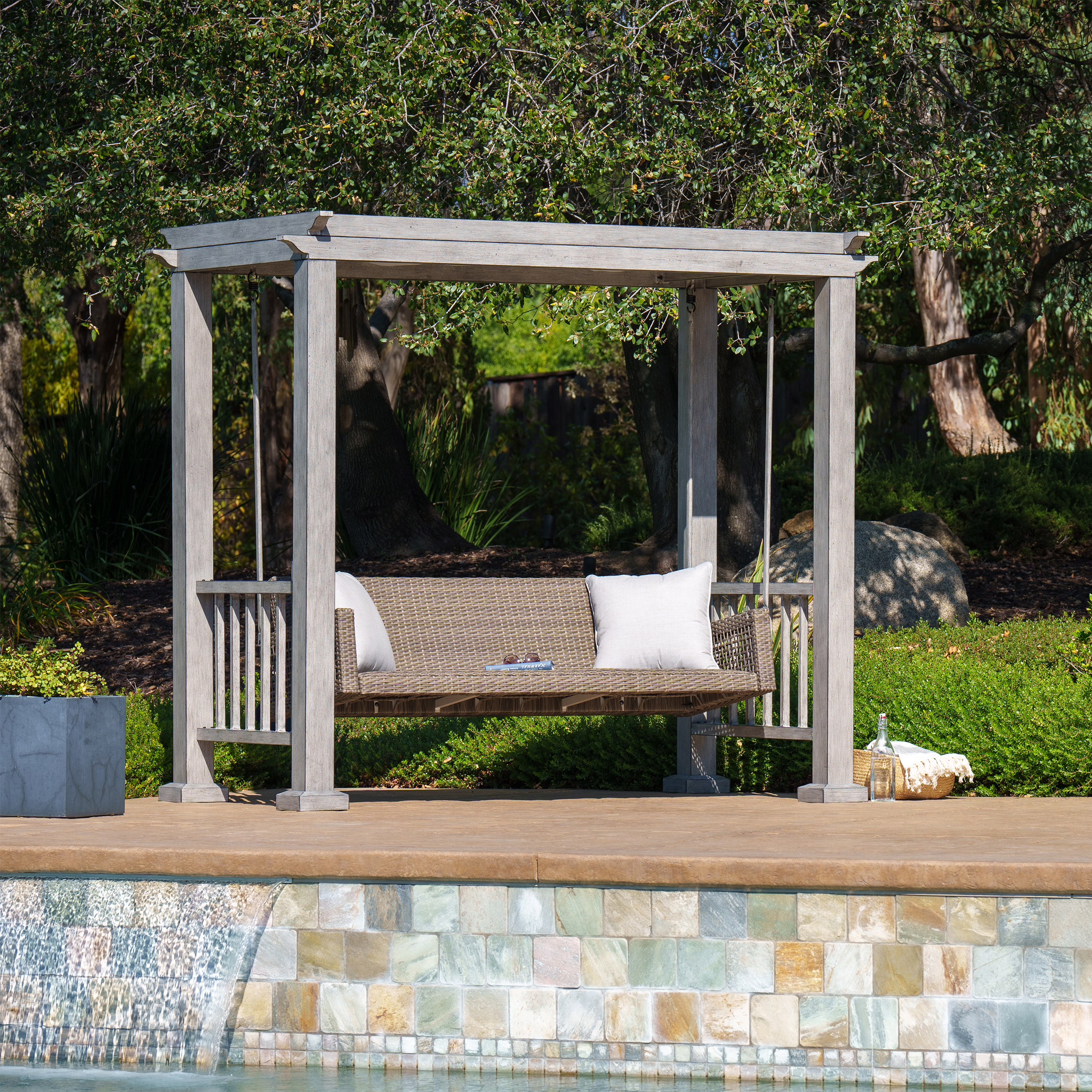 Sunvilla Albierto Pergola Swing Costco