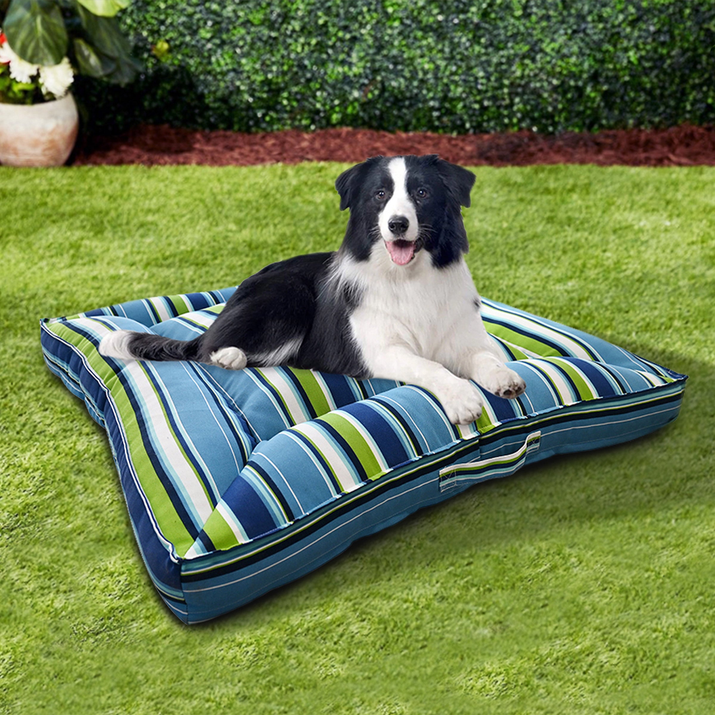 Brentwood Originals Indoor/Outdoor Pet Bed 40