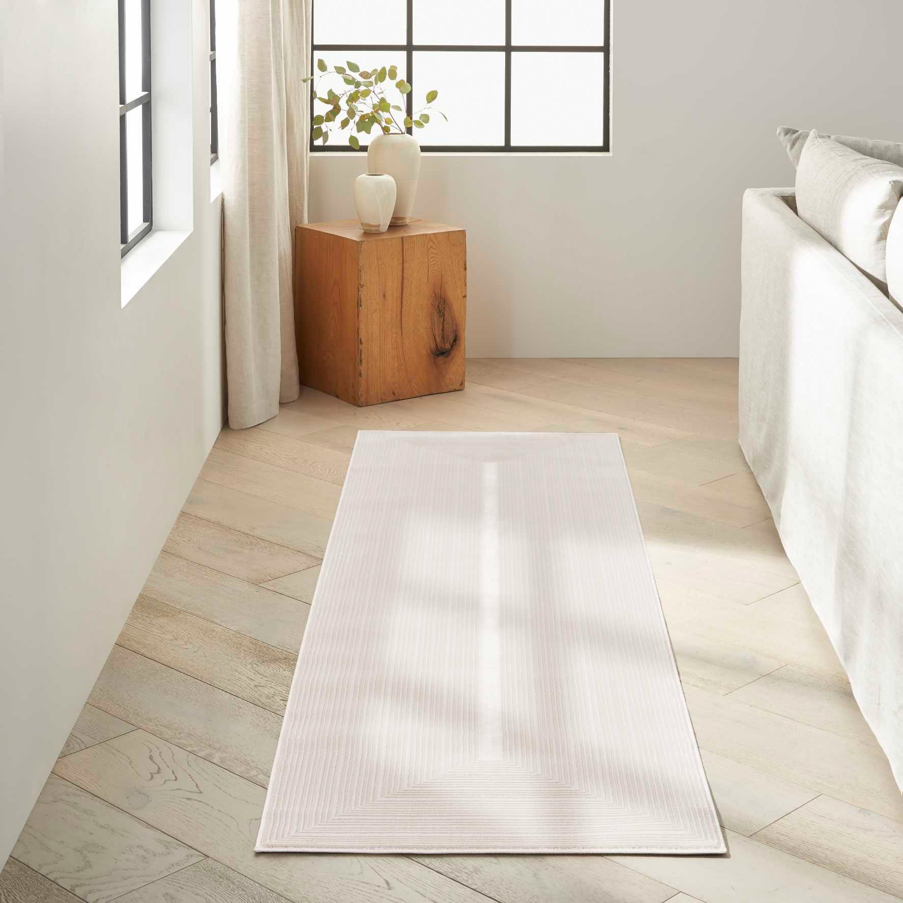 Calvin Klein Luminosity Ivory Runner, 2
