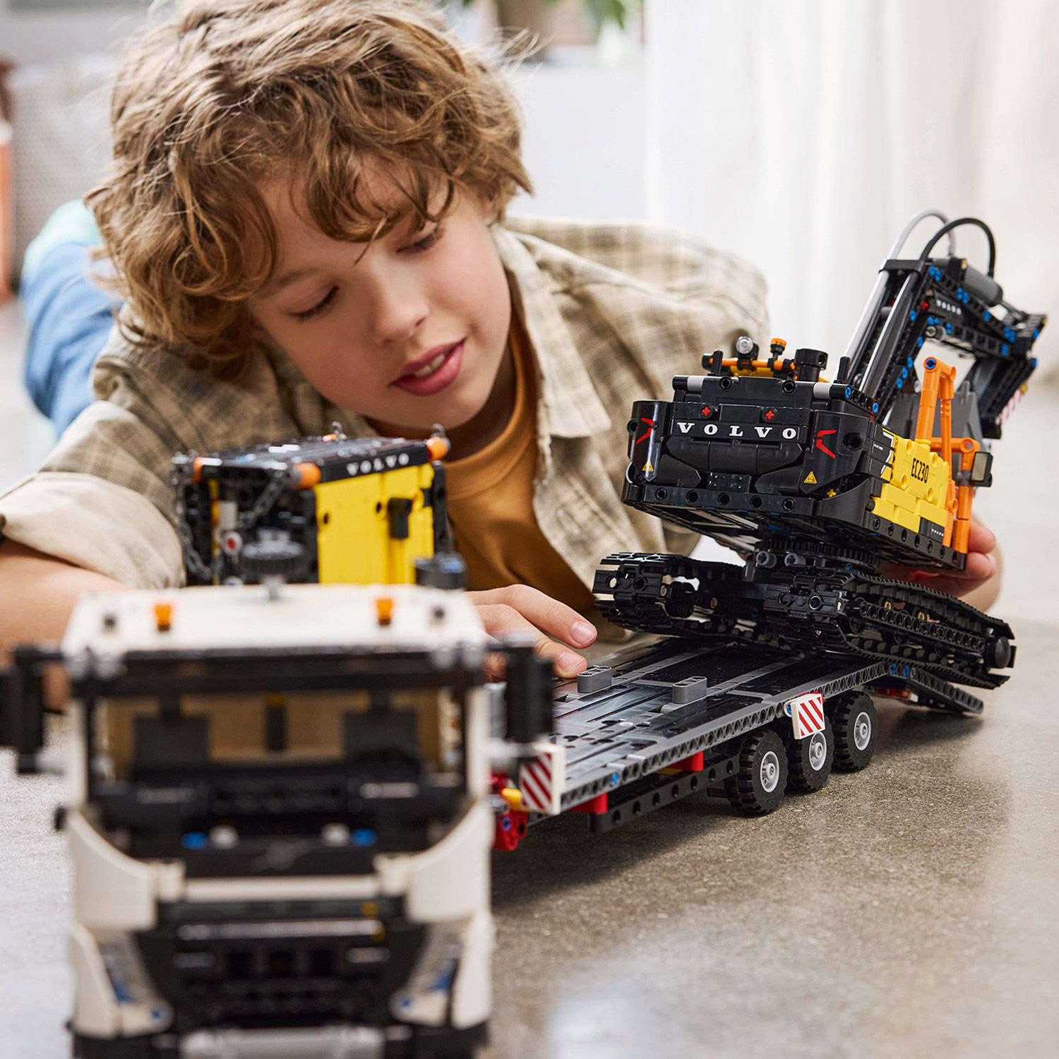 LEGO Technic Volvo FMX Truck & EC230 Electric Excavator 42175 | Costco
