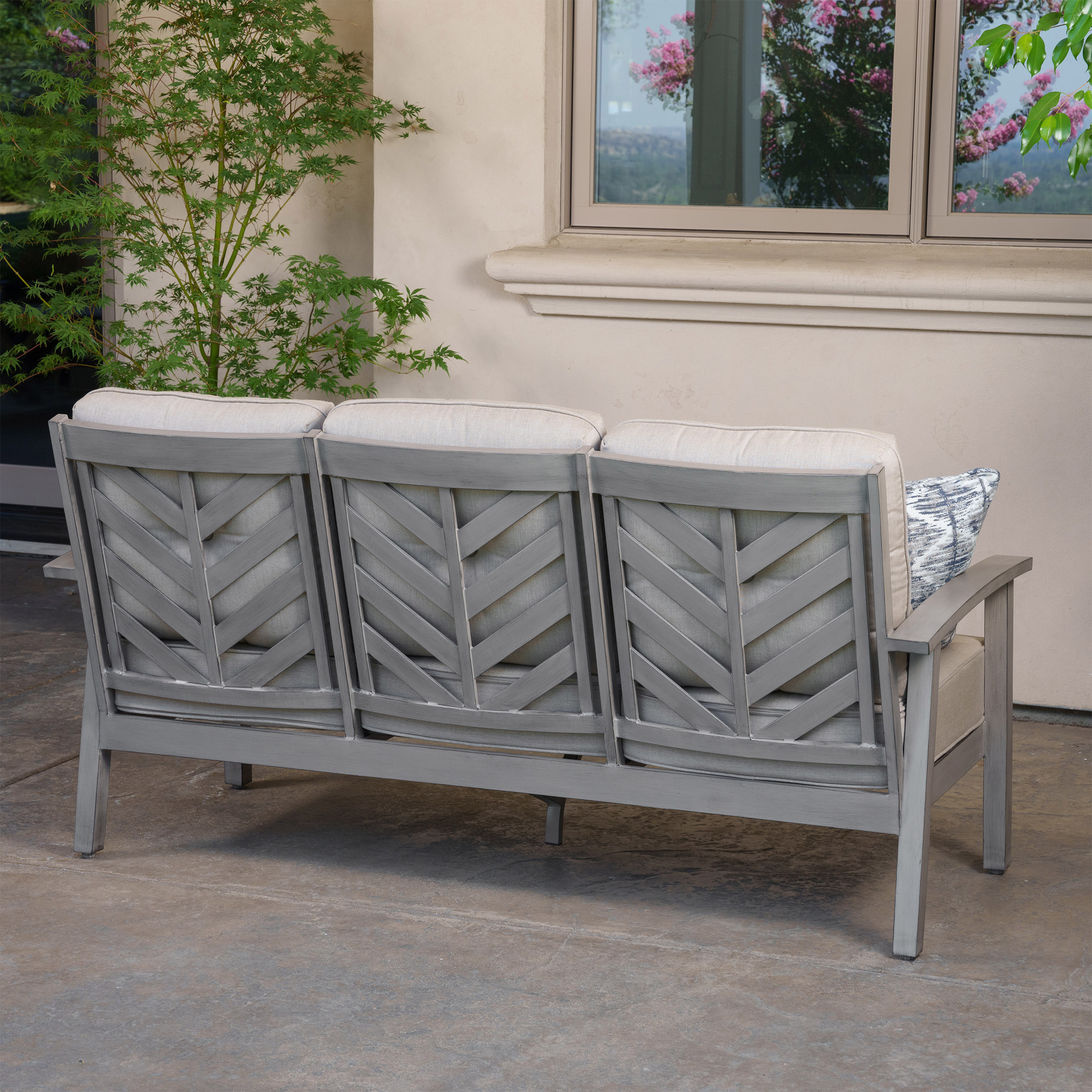 Enlarge Product Preview 3