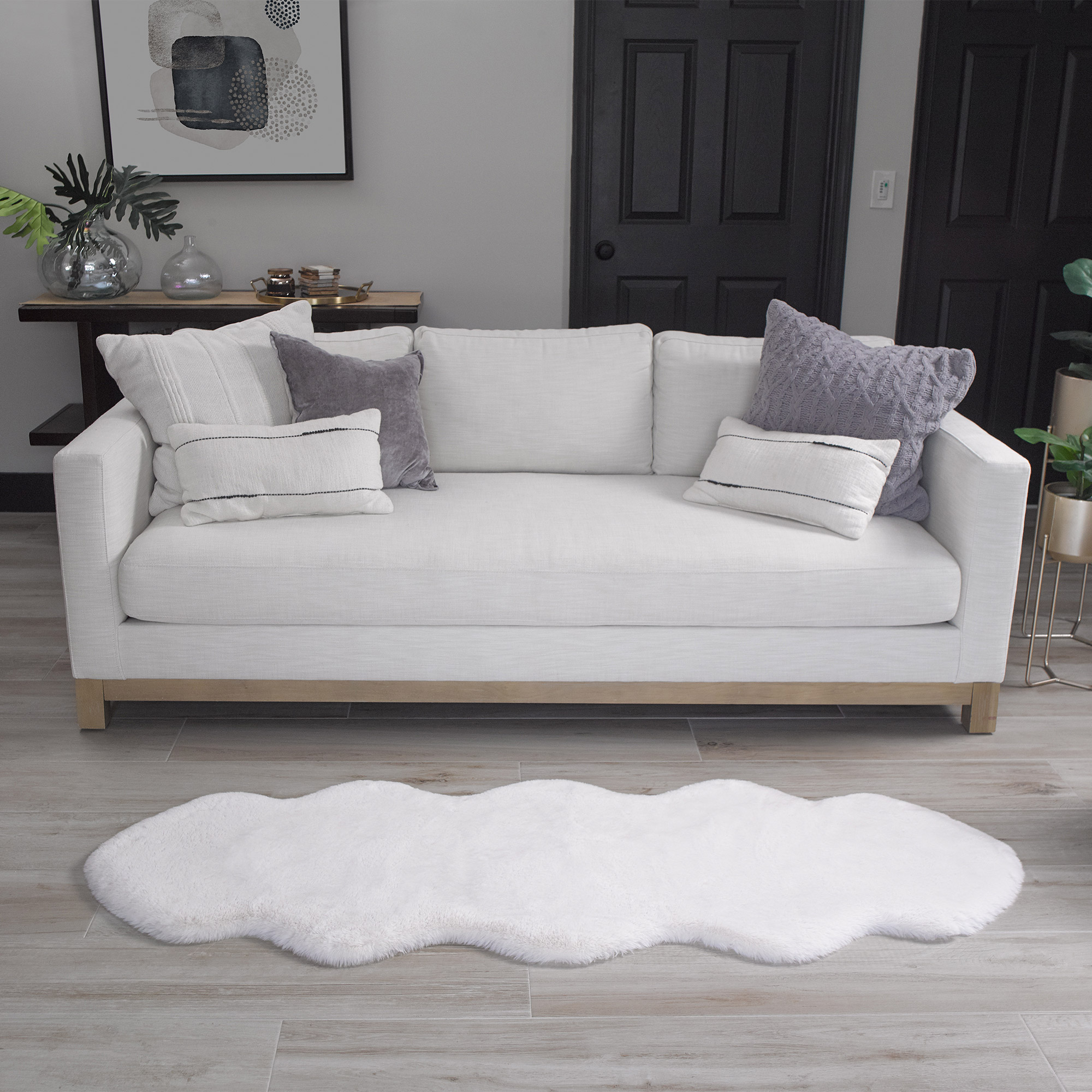 Mon Chateau Twin Faux Fur Rug