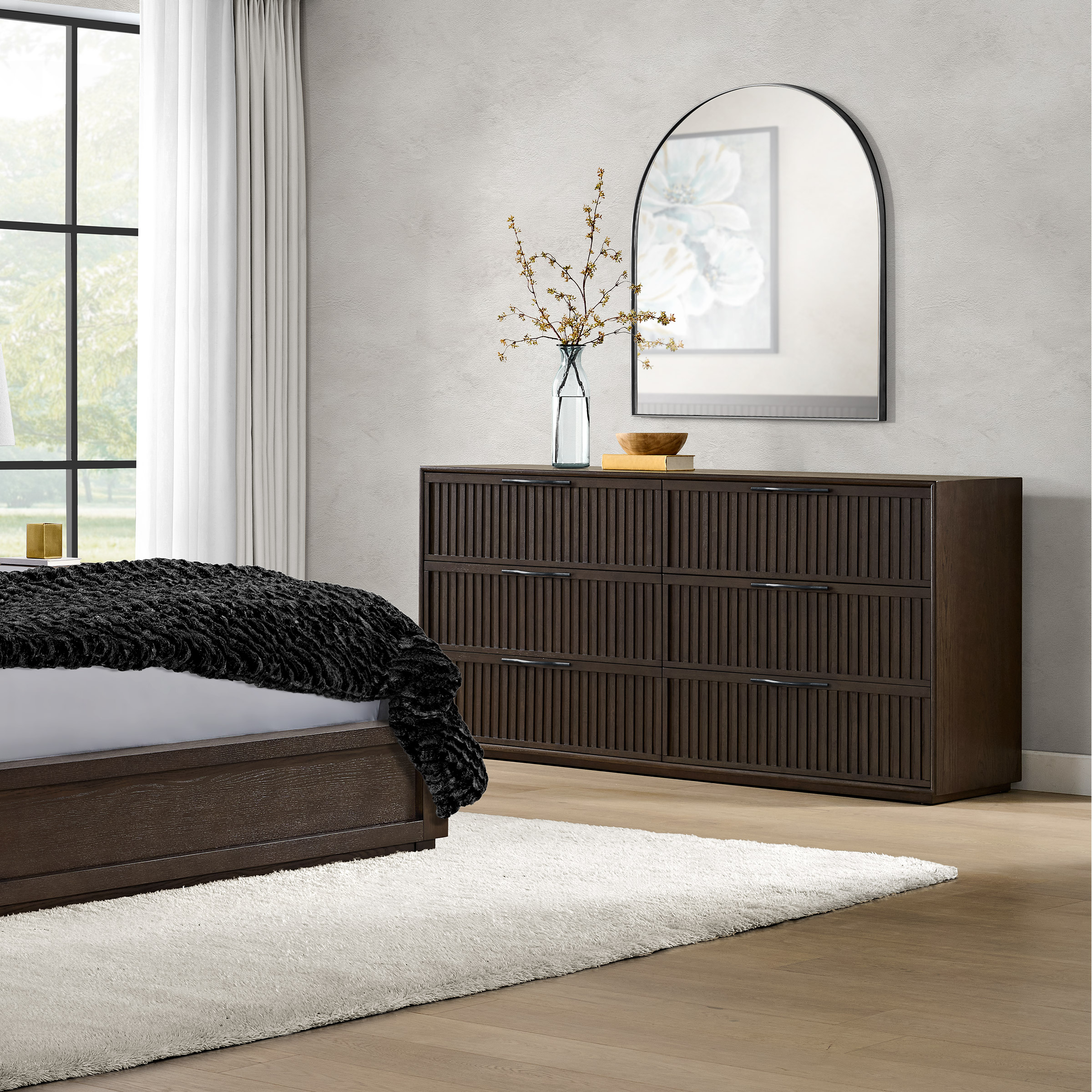 Henredon Ryland 6-Drawer Dresser | Costco