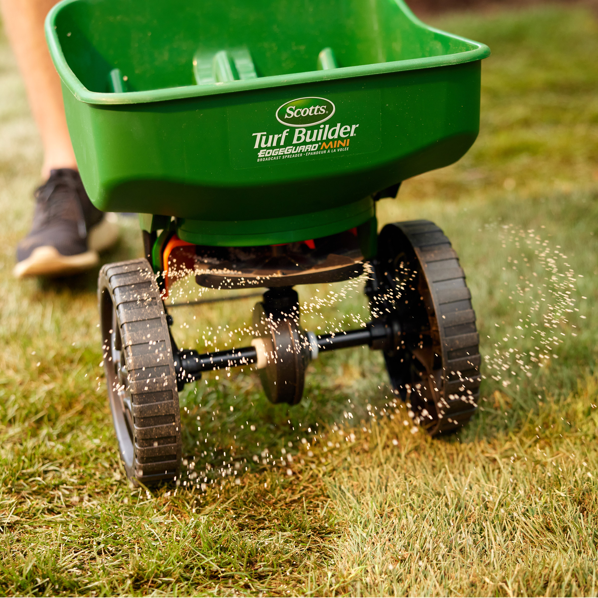 Scotts Turf Builder Green Max Fall Lawn Food 32-0-12 1160m2 | Costco